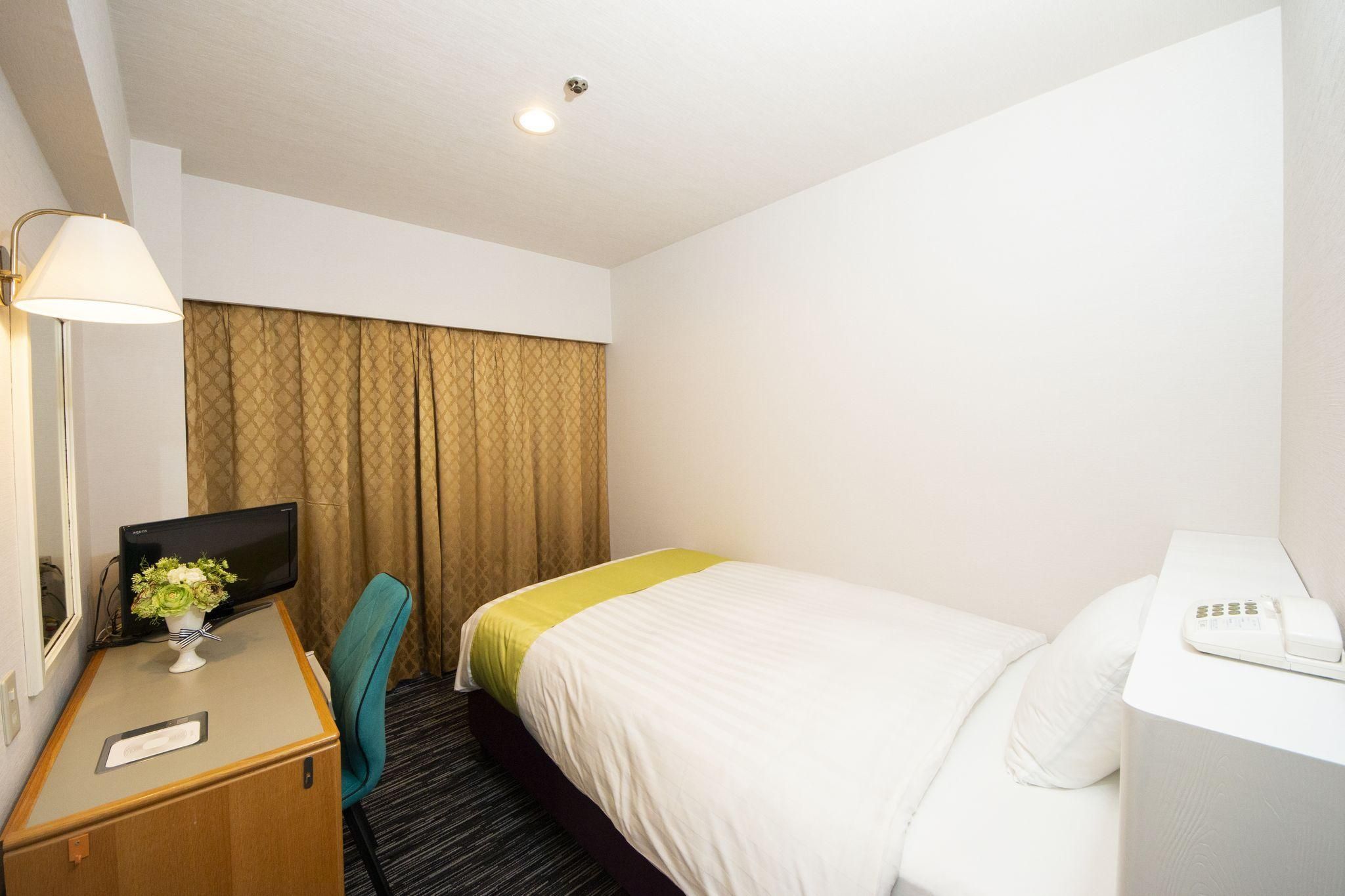 Economy Single Room - Smoking