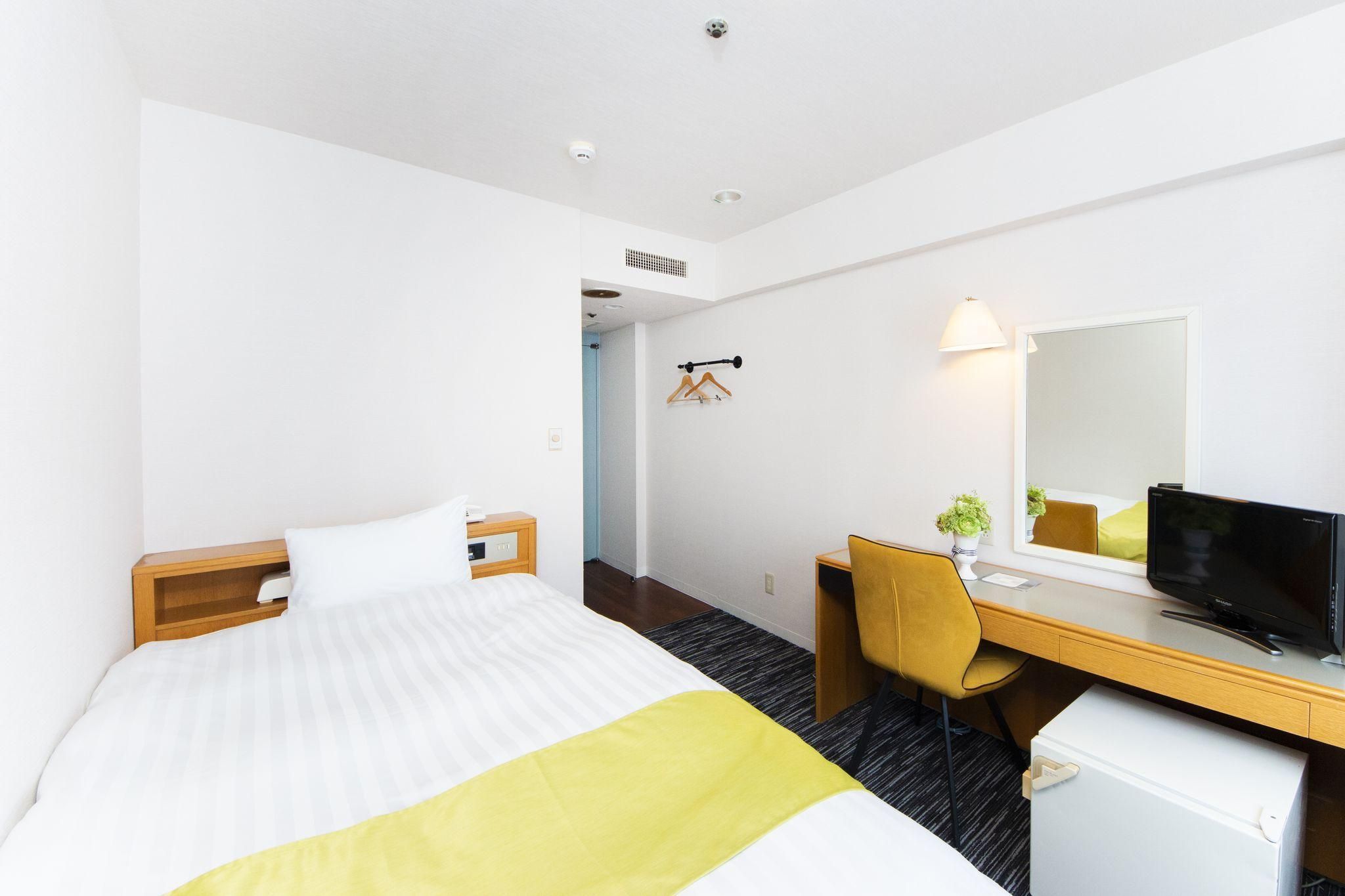 Standard Single Room - Non-Smoking