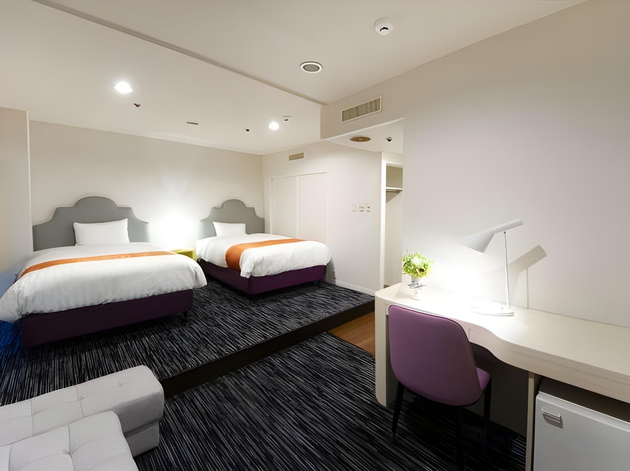 Luxury Twin Room - Non-Smoking