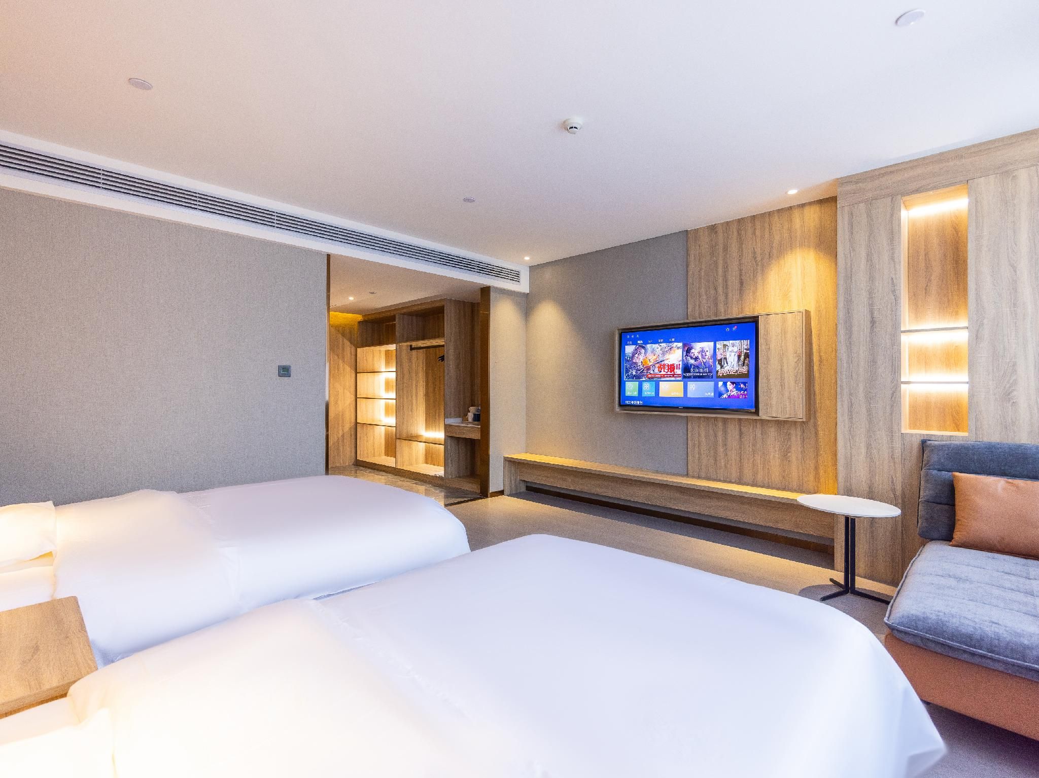 Huazhu - Family Room