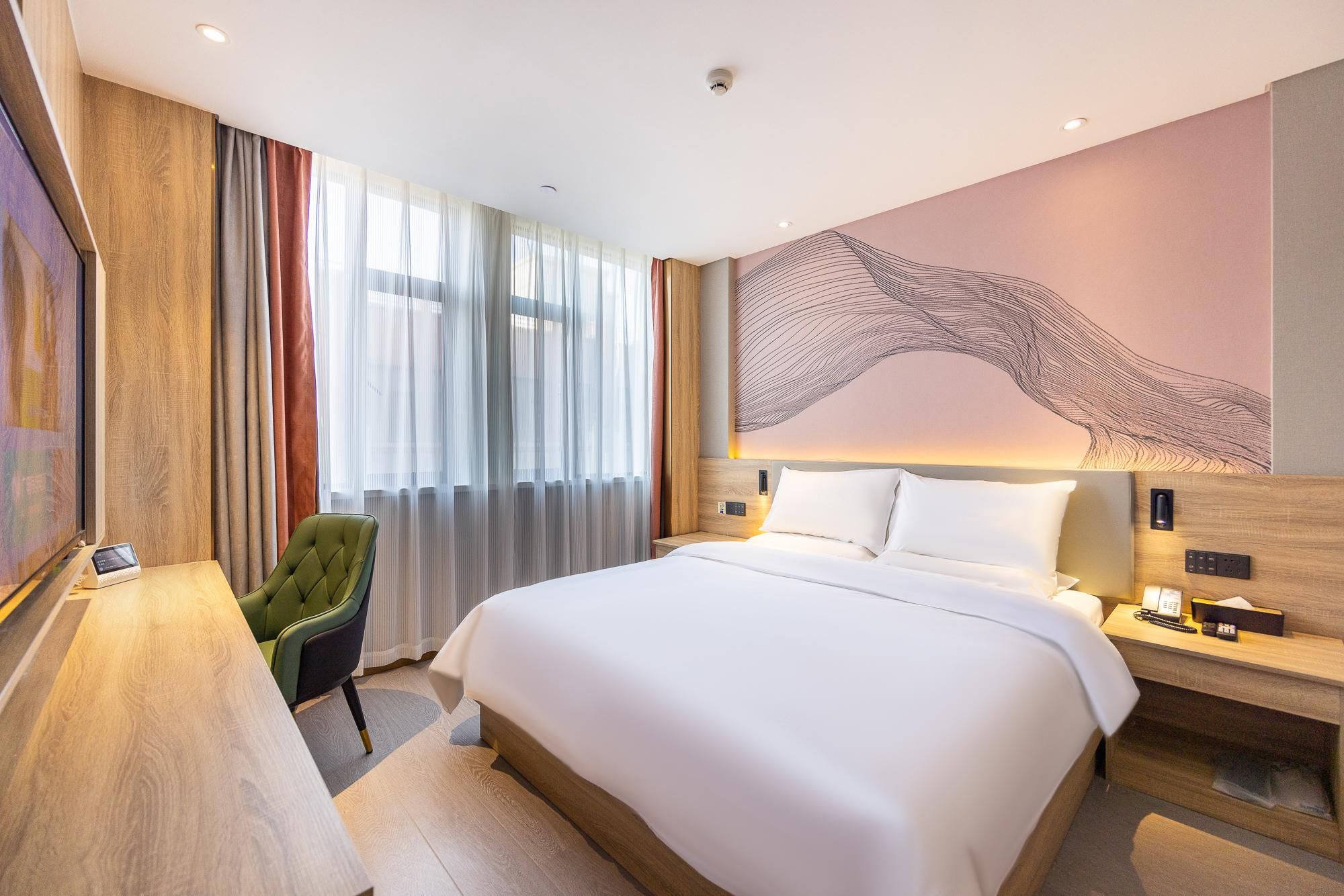 Huazhu - Superior BedRoom