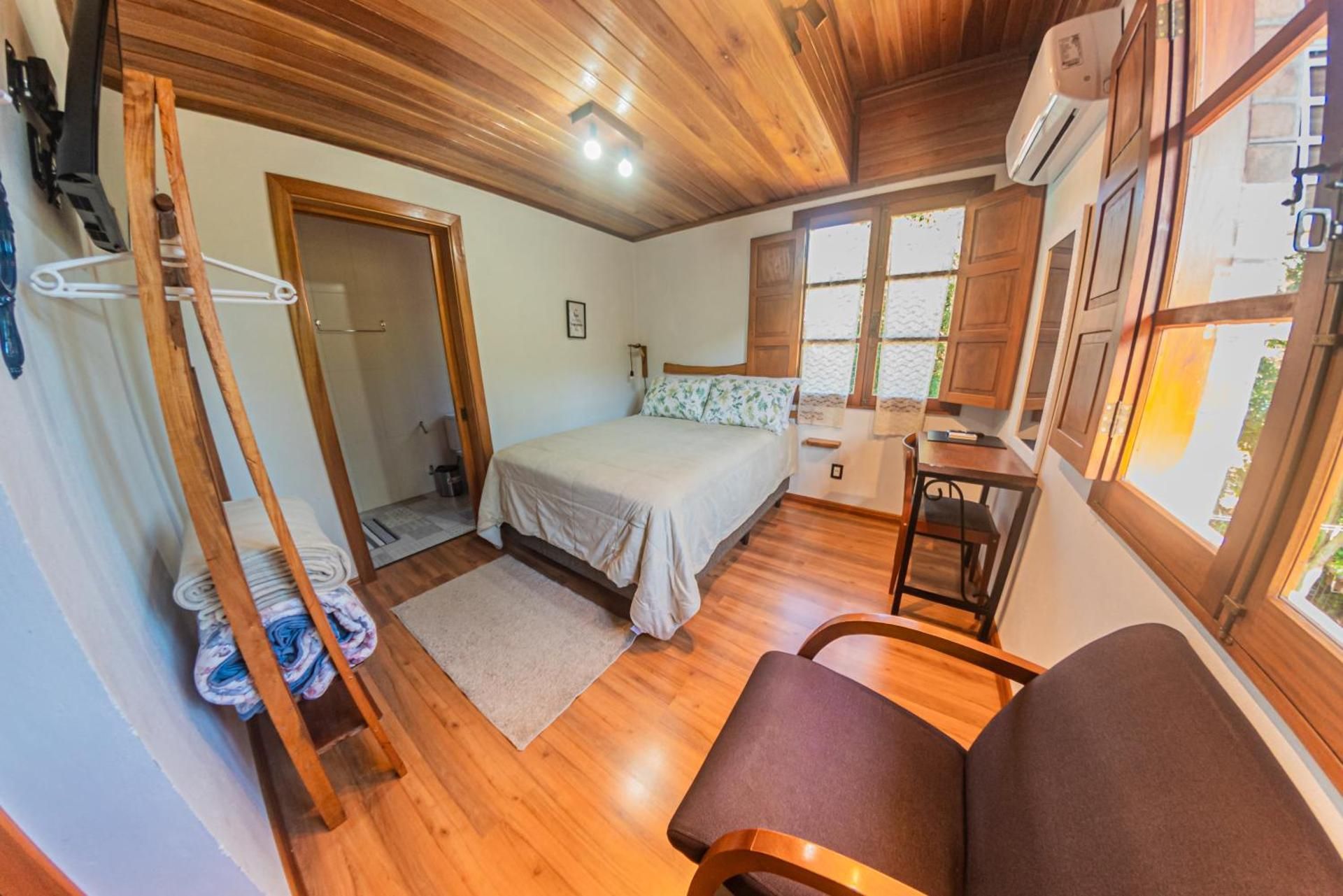 Suite with Garden View