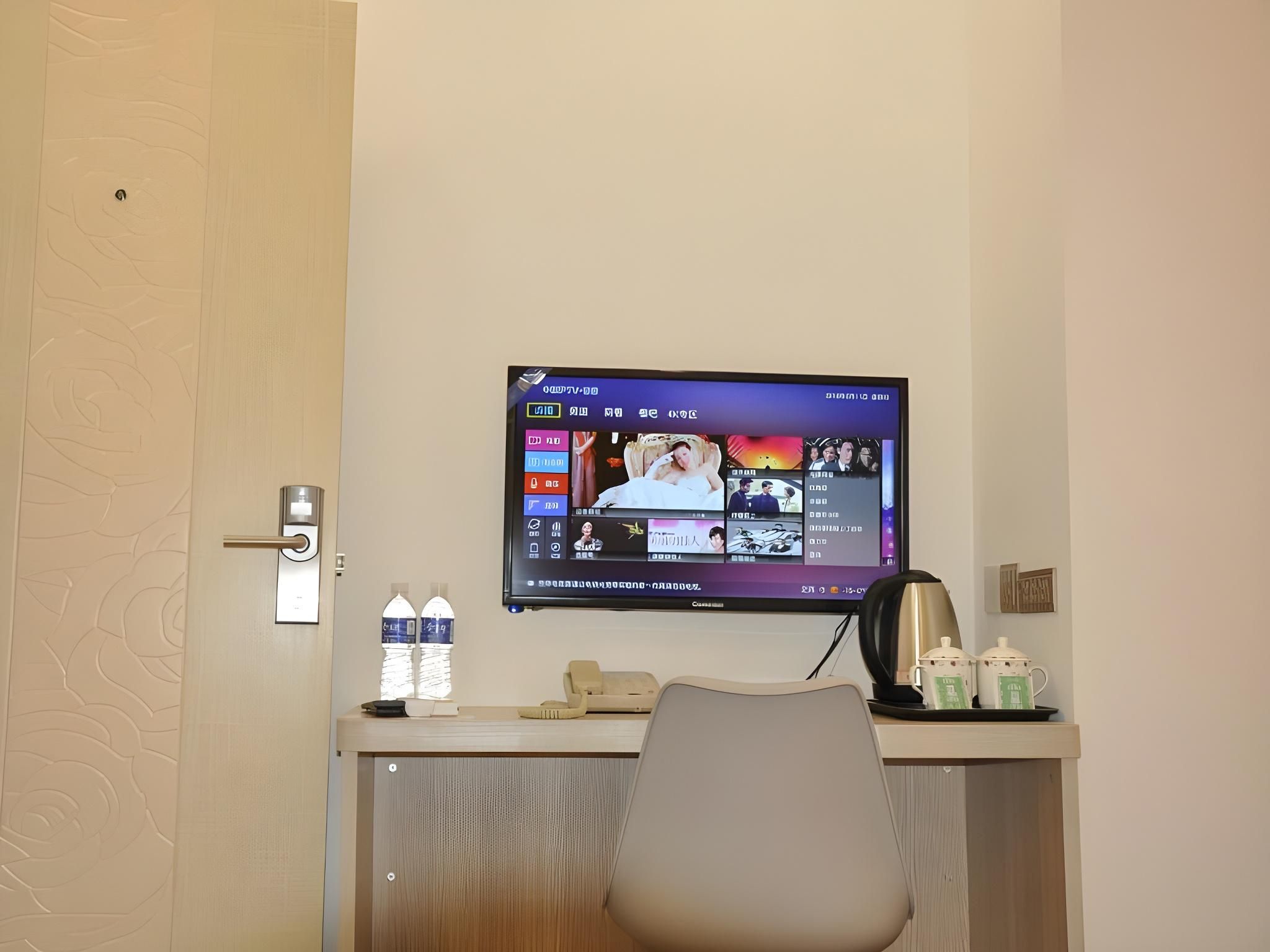 GreenTree Inn Tianshui Taian County Bus Terminal Shell Hotel GTI - Fashion Family Room 3