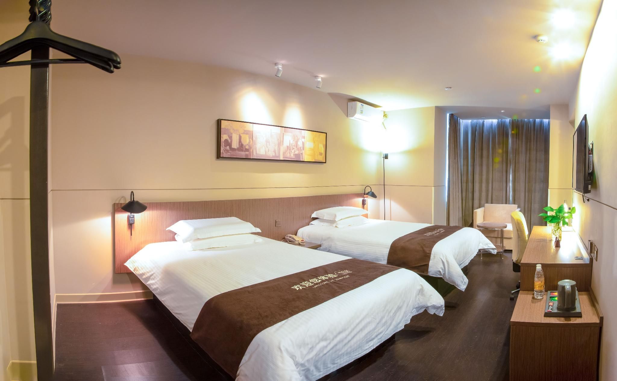 WH - Superior Twin, Zero Pressure