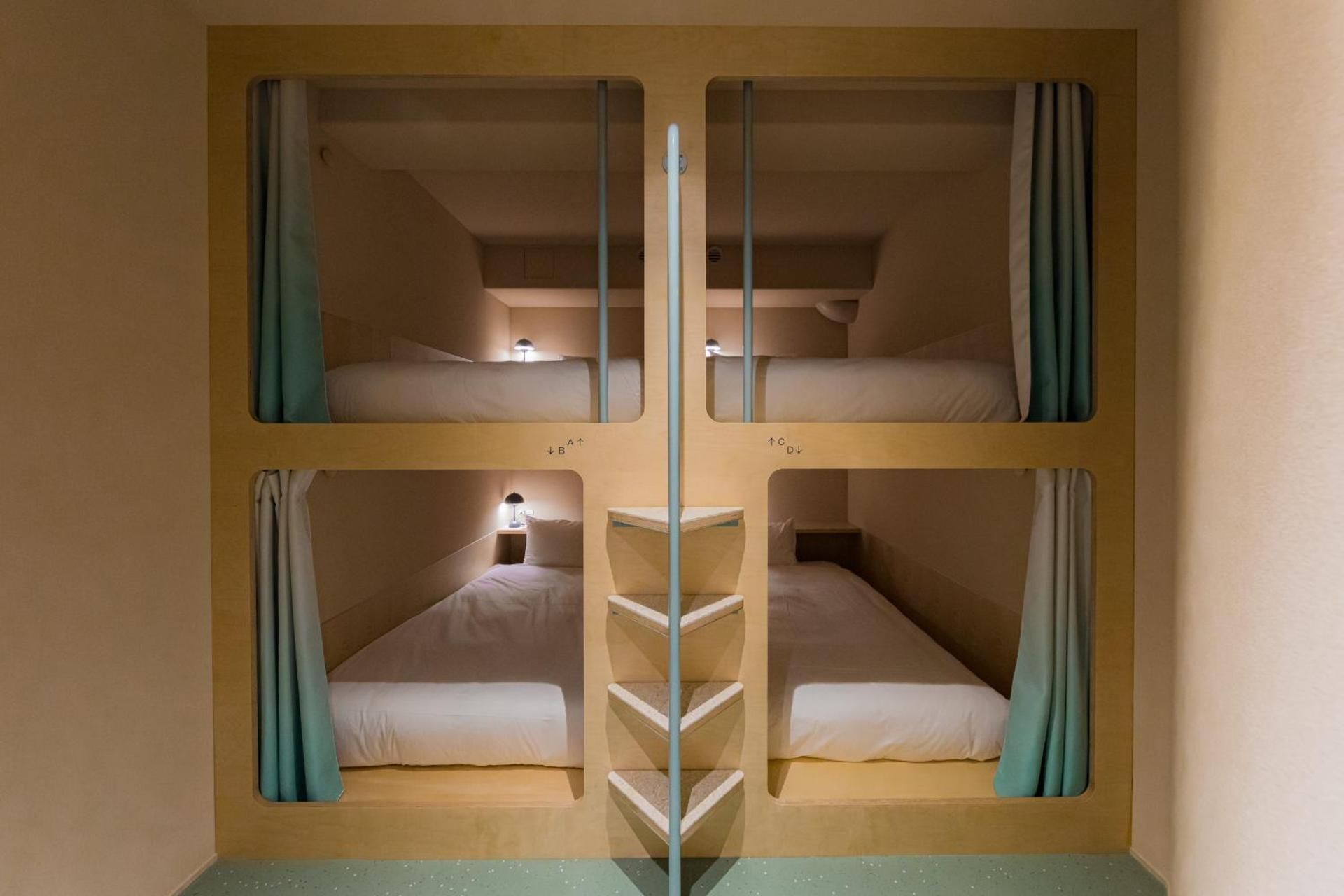 Mixed Dormitory Room