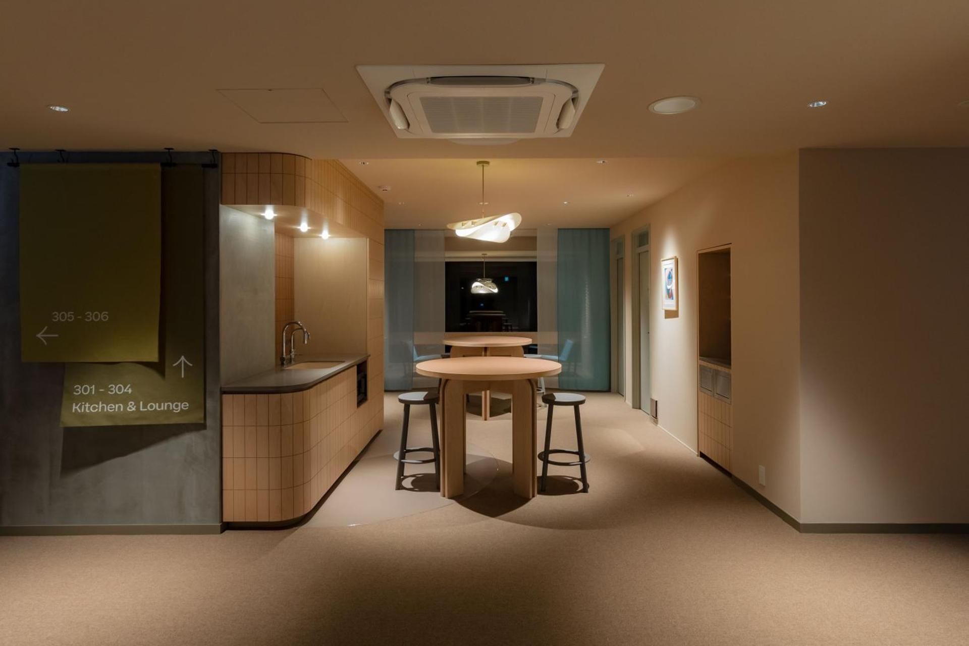 Mixed Dormitory Room