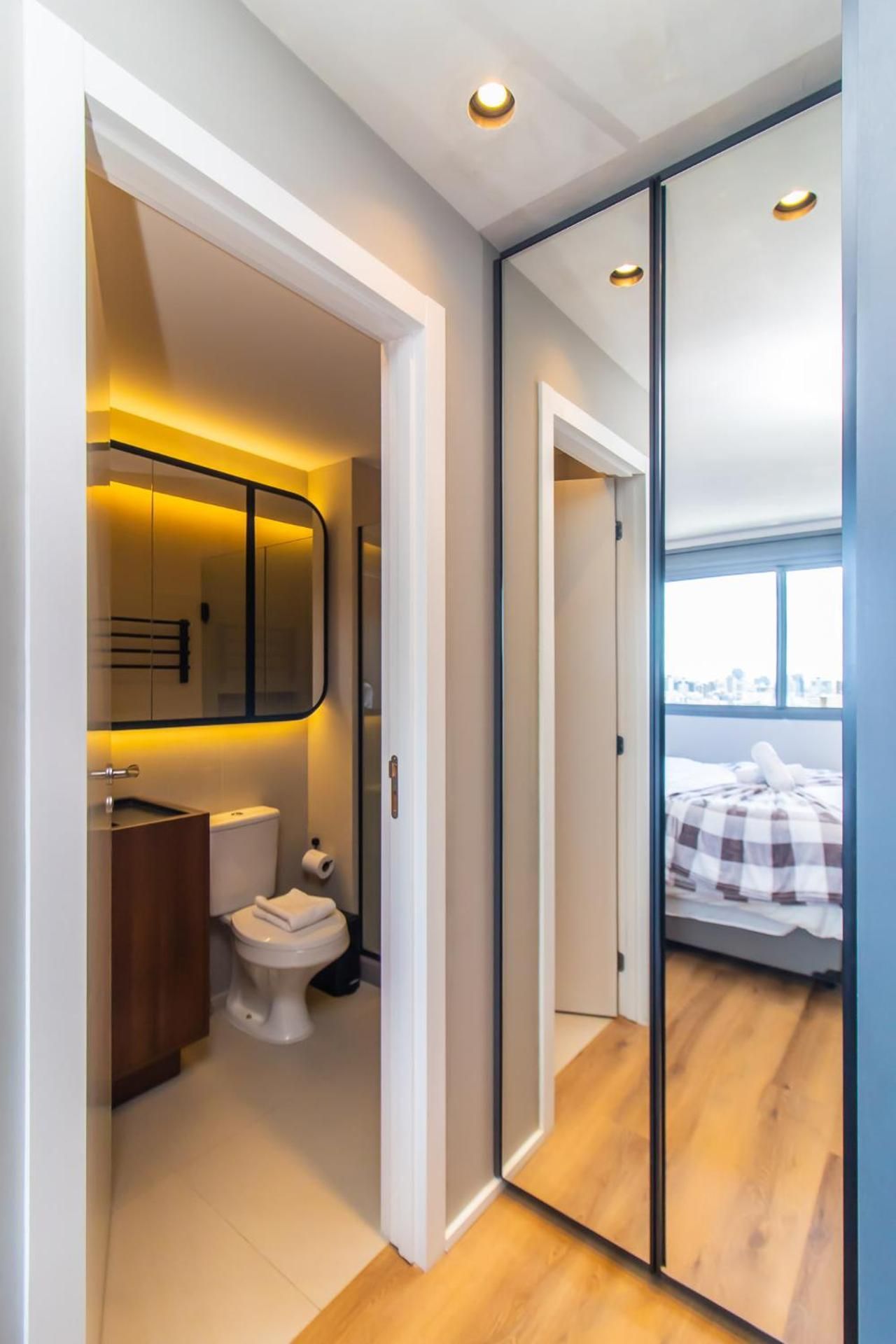 Deluxe One-Bedroom Apartment with City View