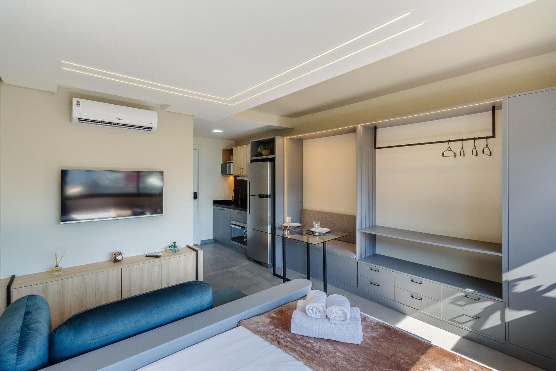 Studio Apartment