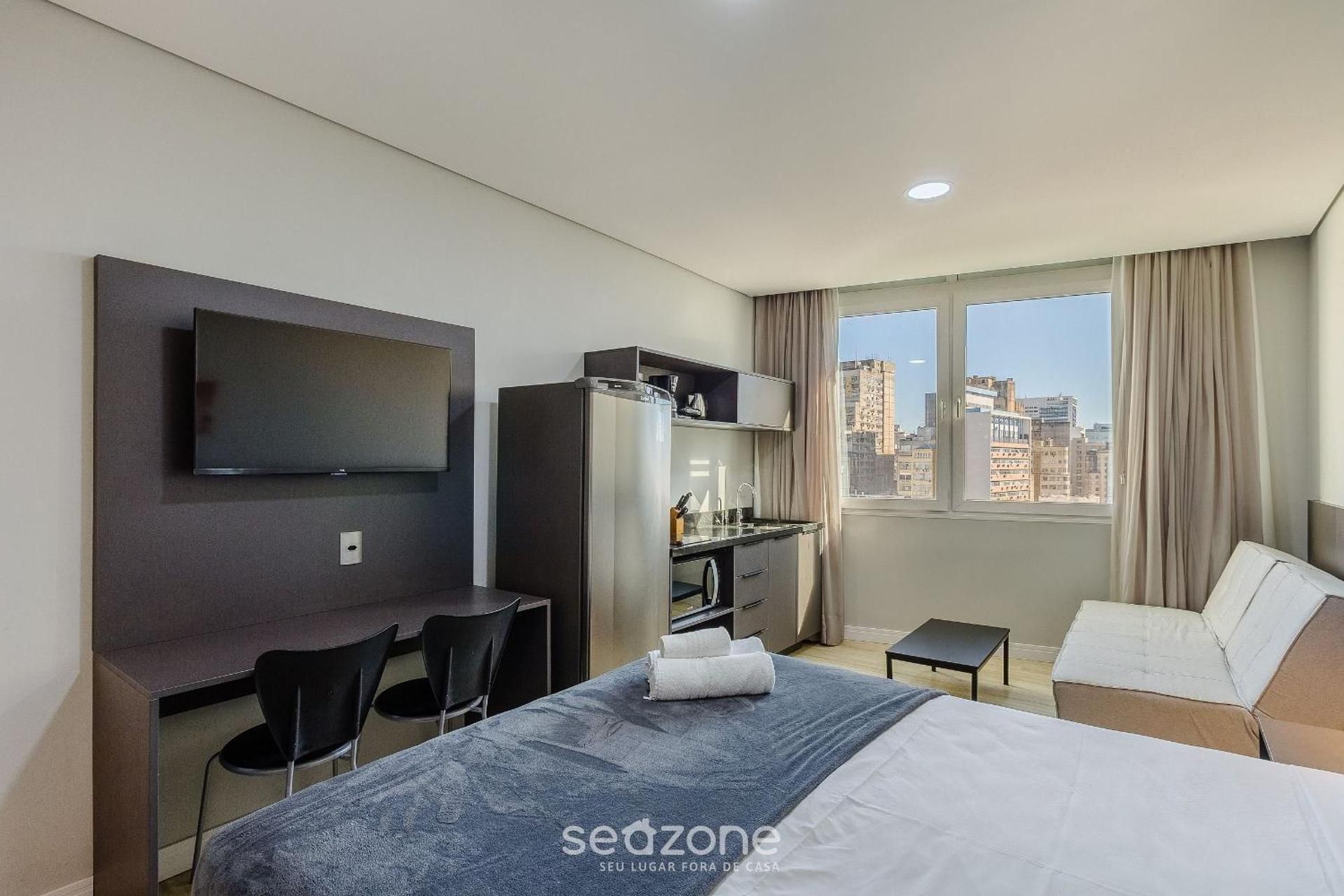 Apartment with Park View