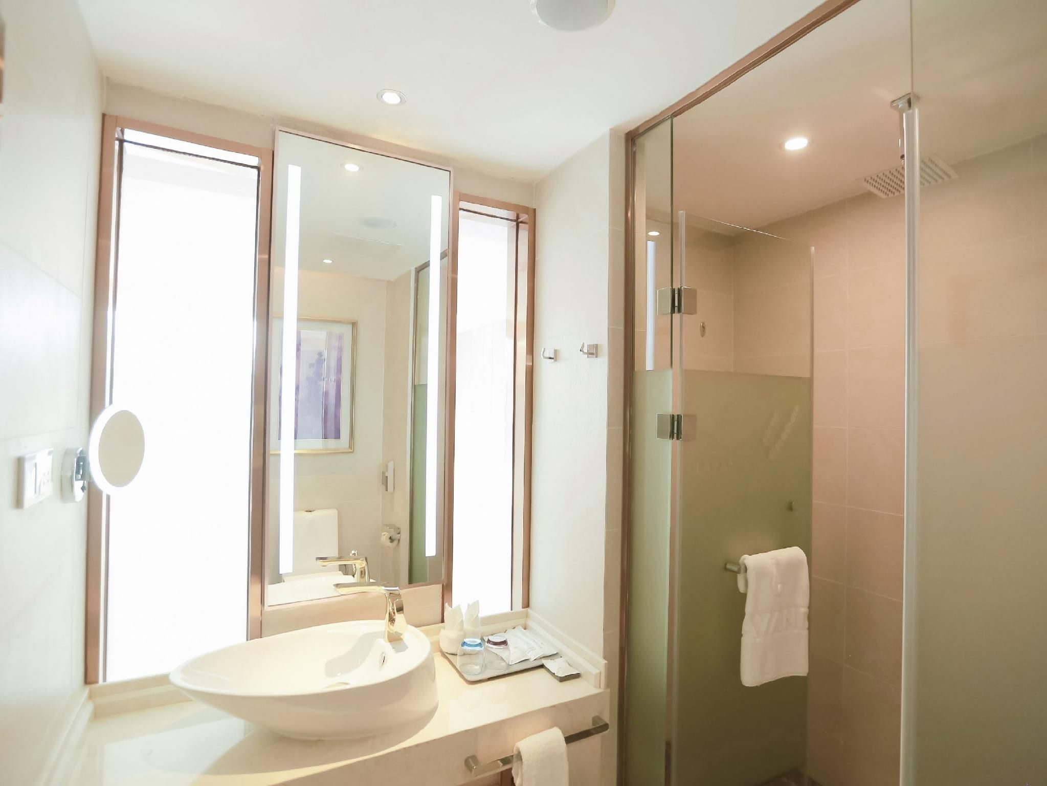 Twin Deluxe Room