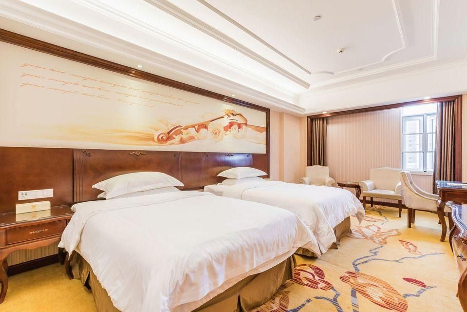 vienna - superior twin room