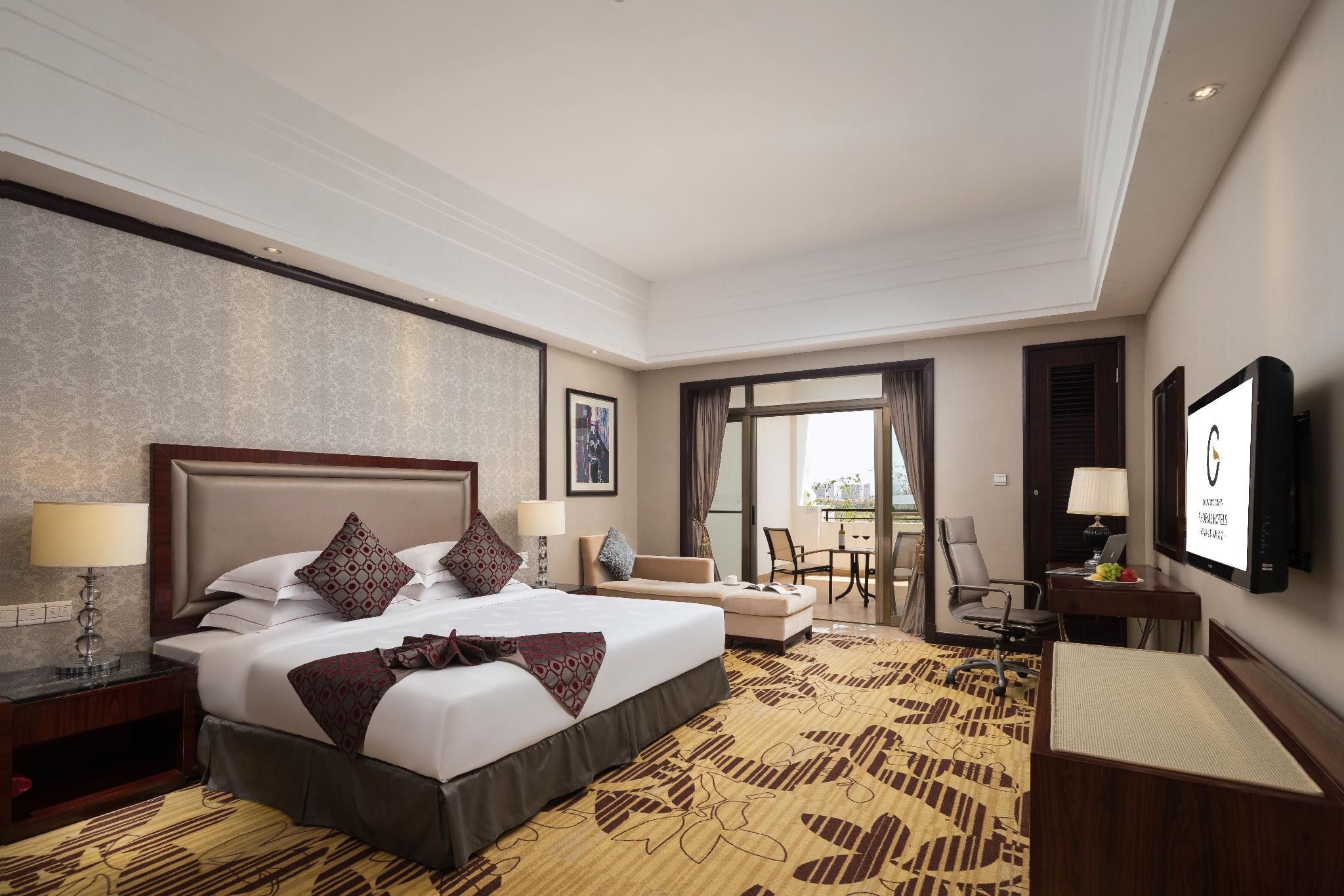Deluxe Suite