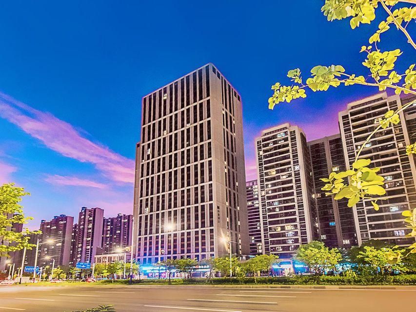 Boman Hotel Maoming High-speed ​​Railway Station South Aiqinghai Shopping Park