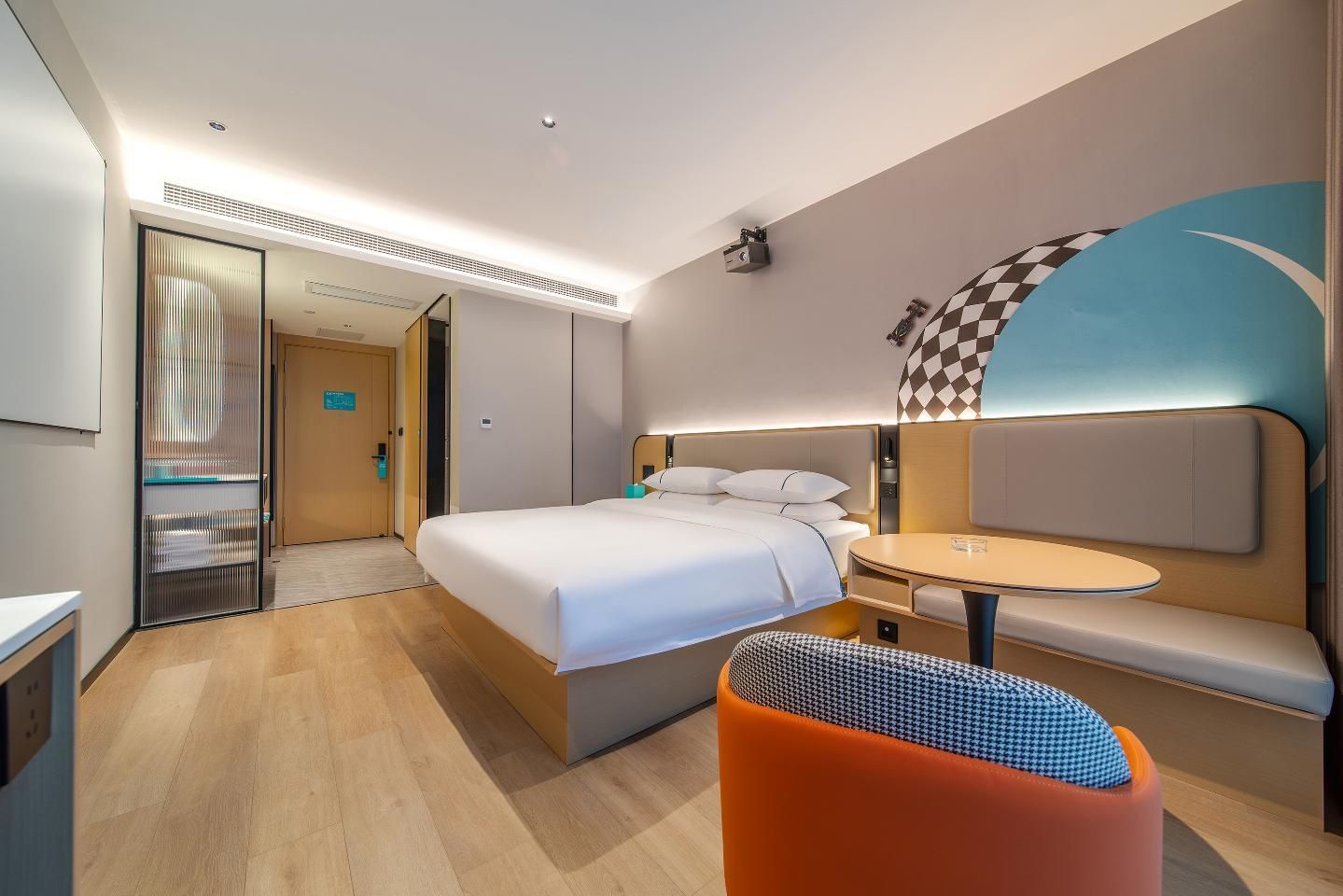 Superior Cinema Queen Room