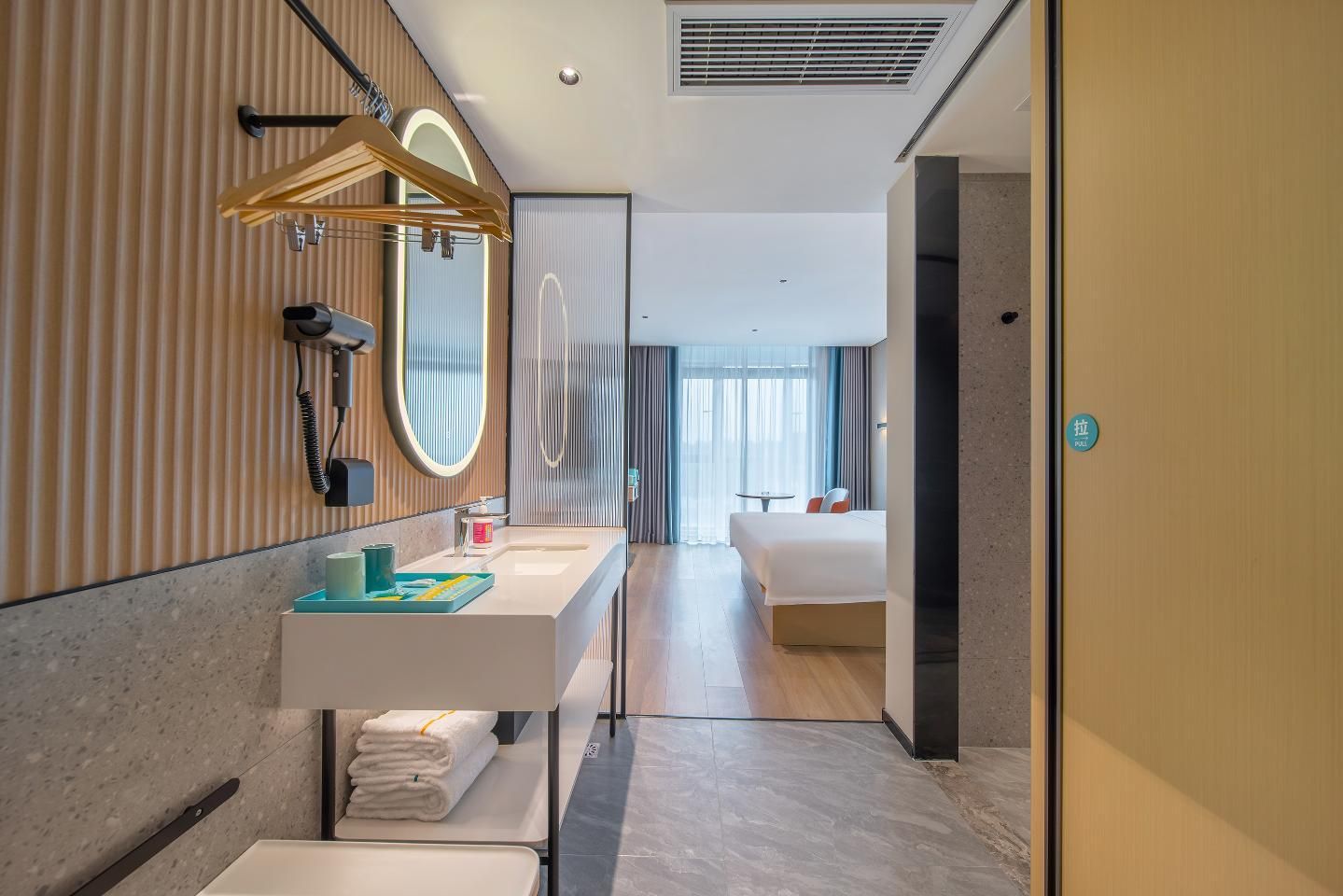Dossen - Standard Bed Room