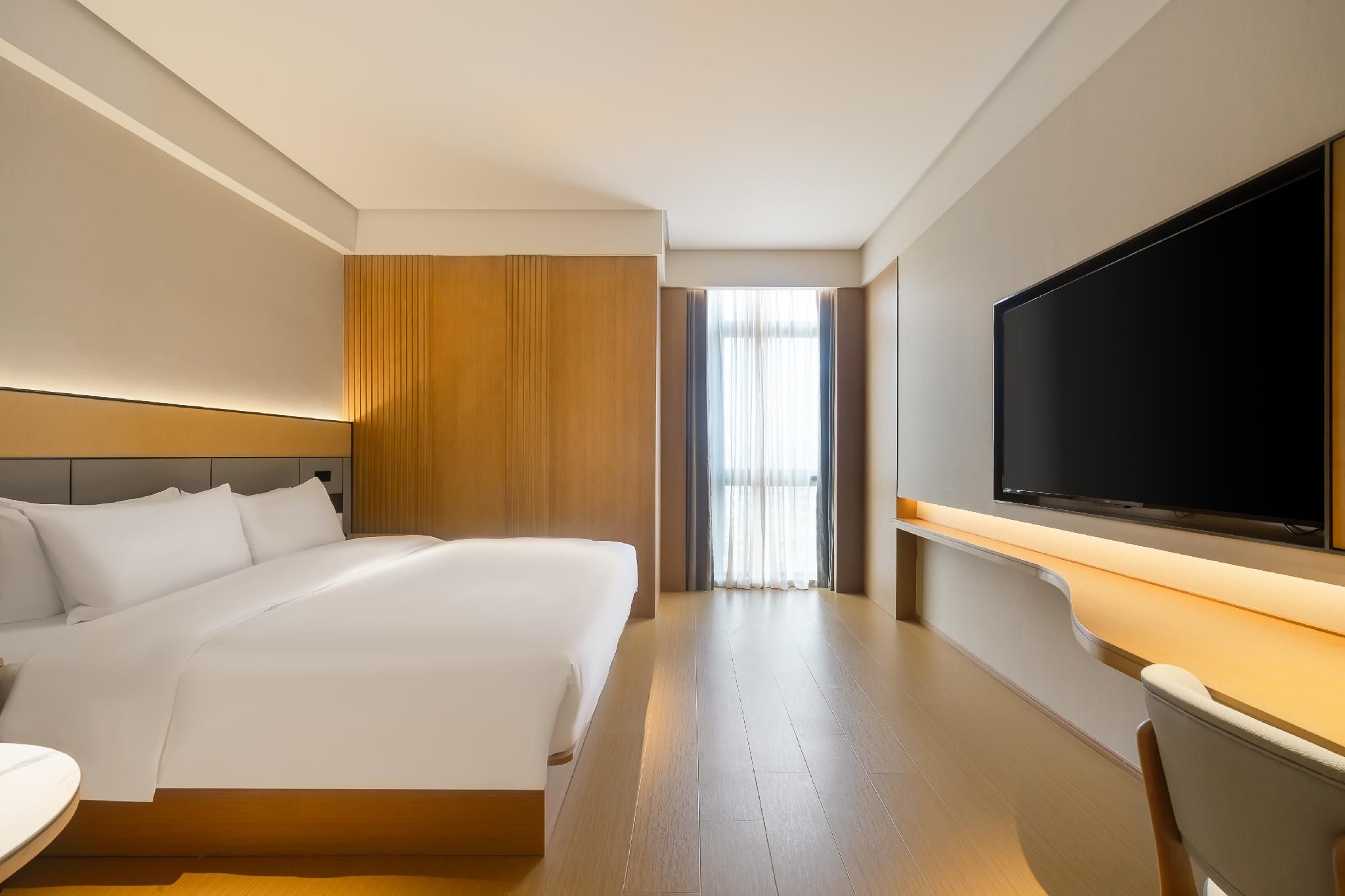 Huazhu - Superior BedRoom