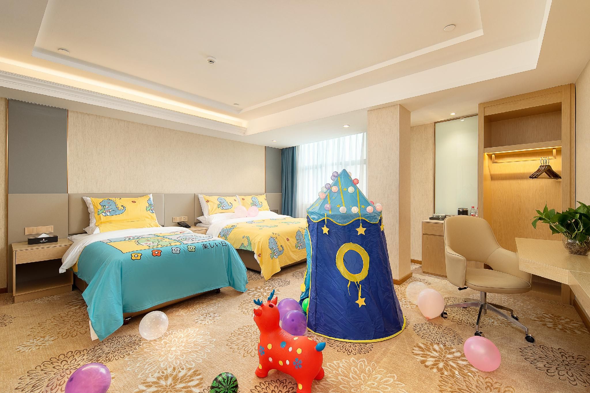 Rezen - Happy Parent Child Room