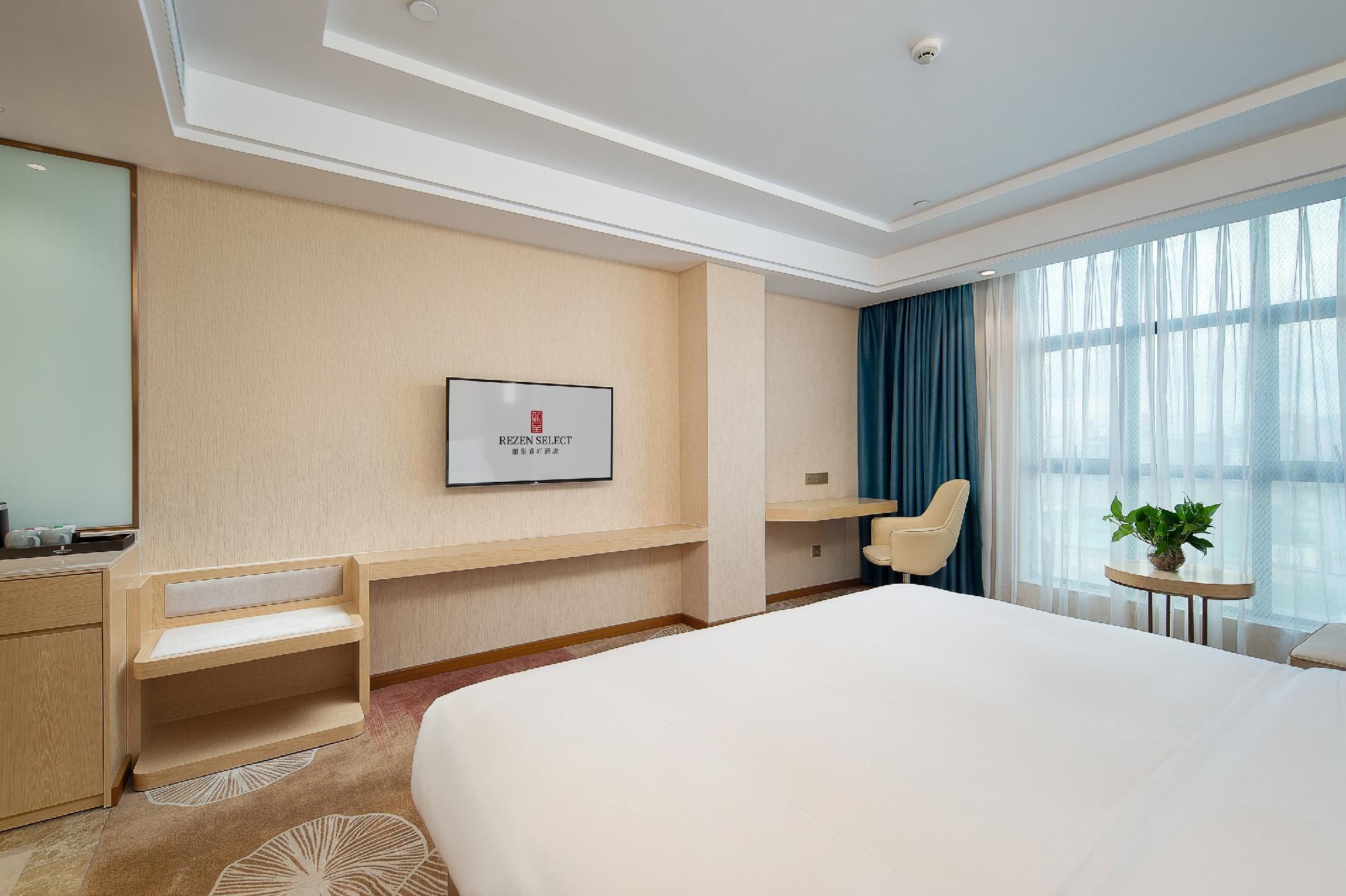 Rezen - Deluxe 1 Bed Room