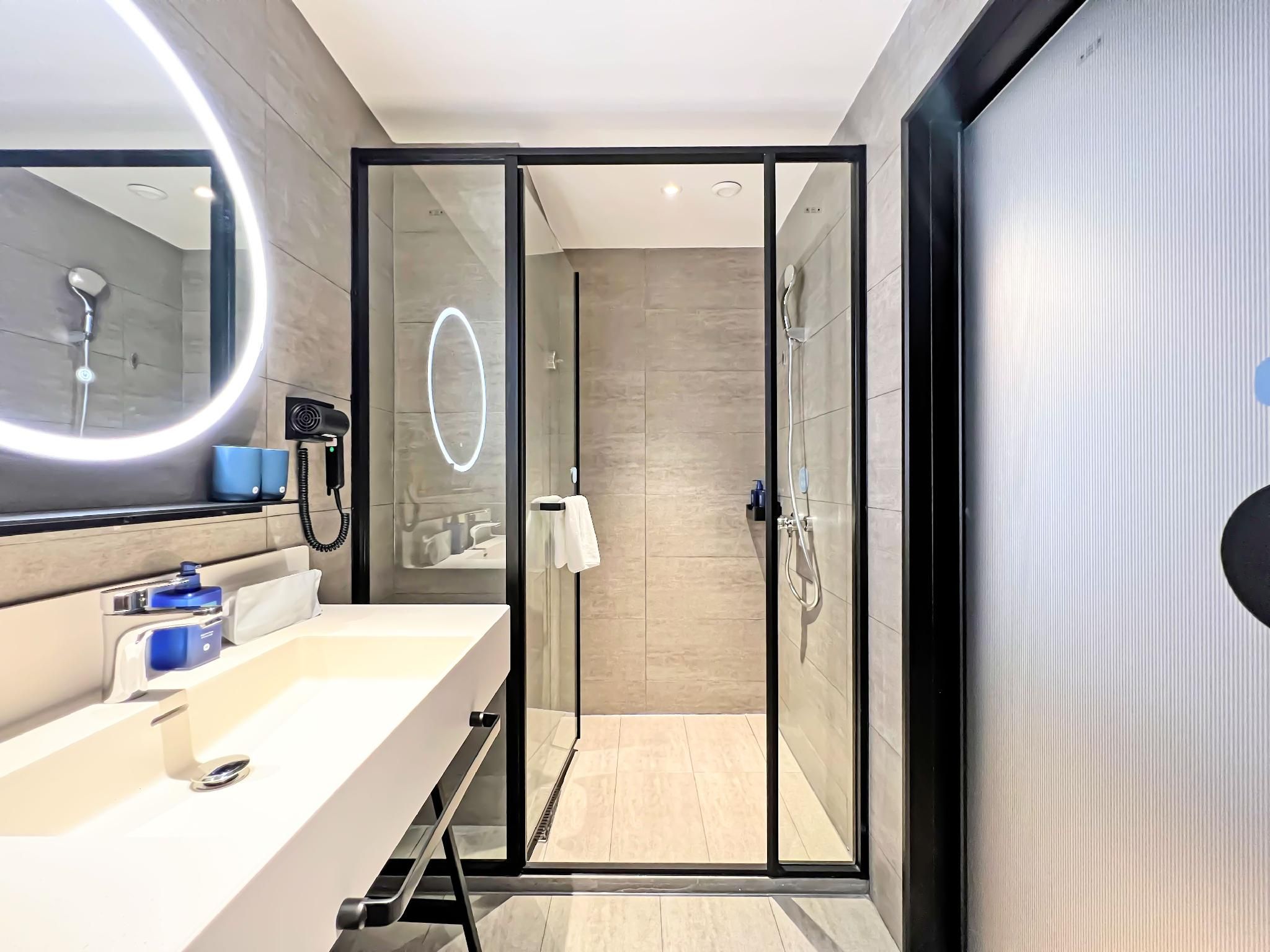 Hanting Hotel Meizhou Dongshan Valley Queen 2