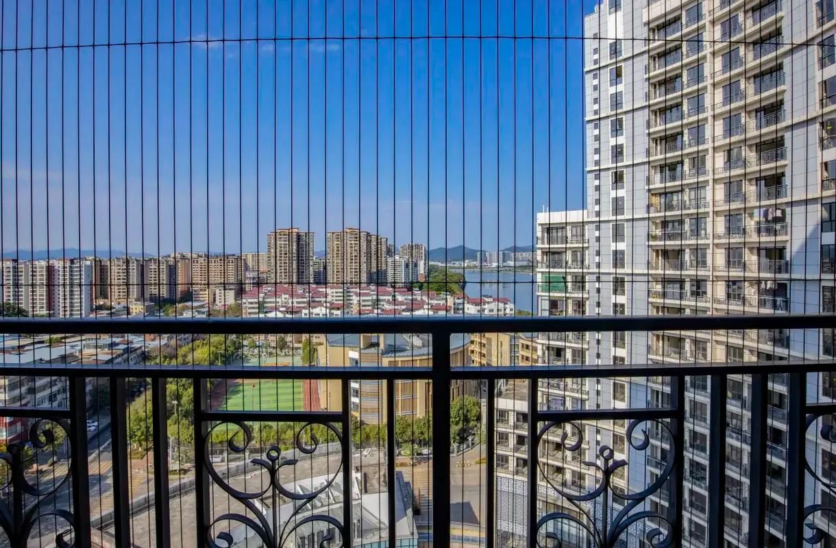 Balcony Deluxe Twin