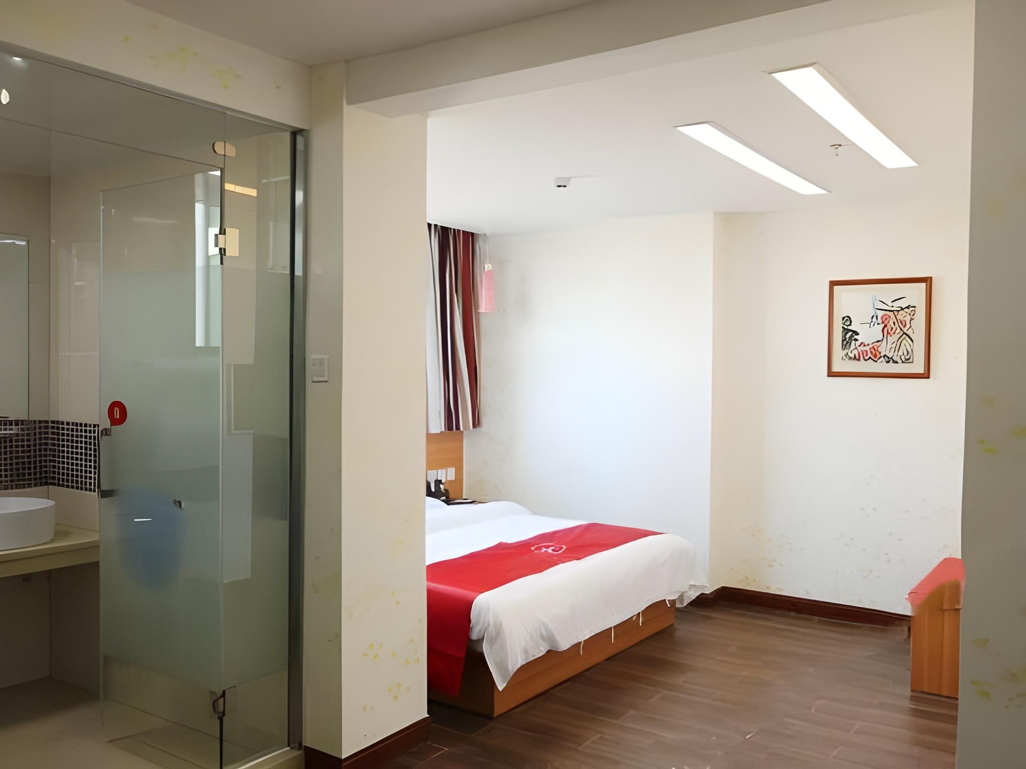 Thank Inn Plus Hotel Meizhou Mei County Lijiang Bay Family Room