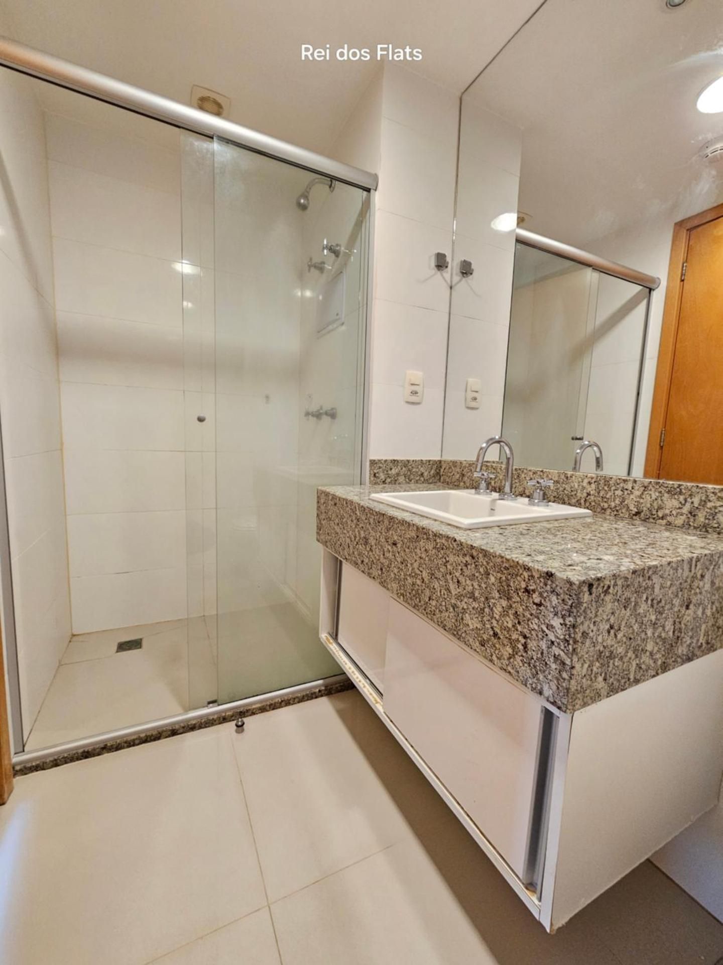 One-Bedroom Deluxe Apartment