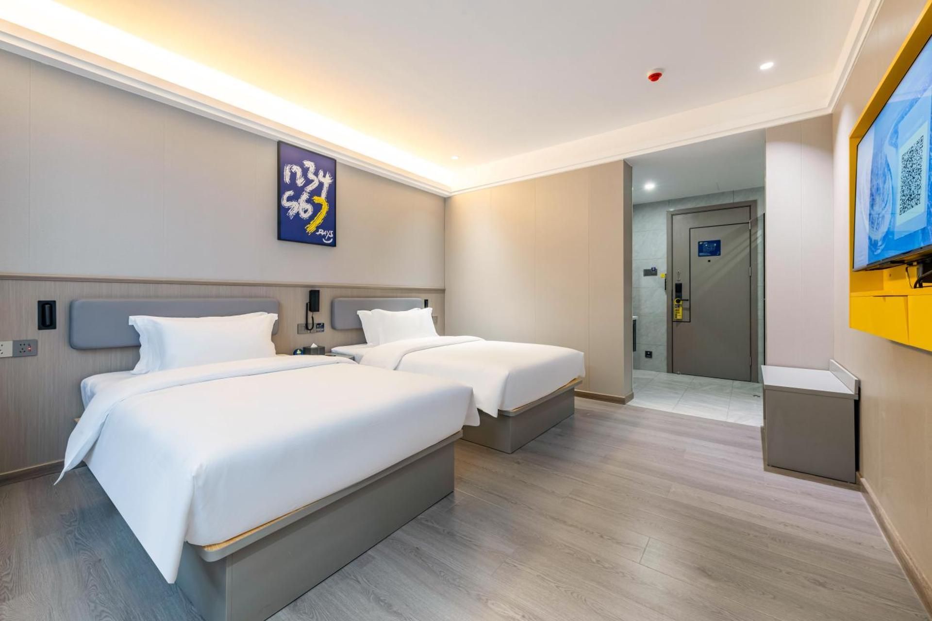 Comfort Twin Room