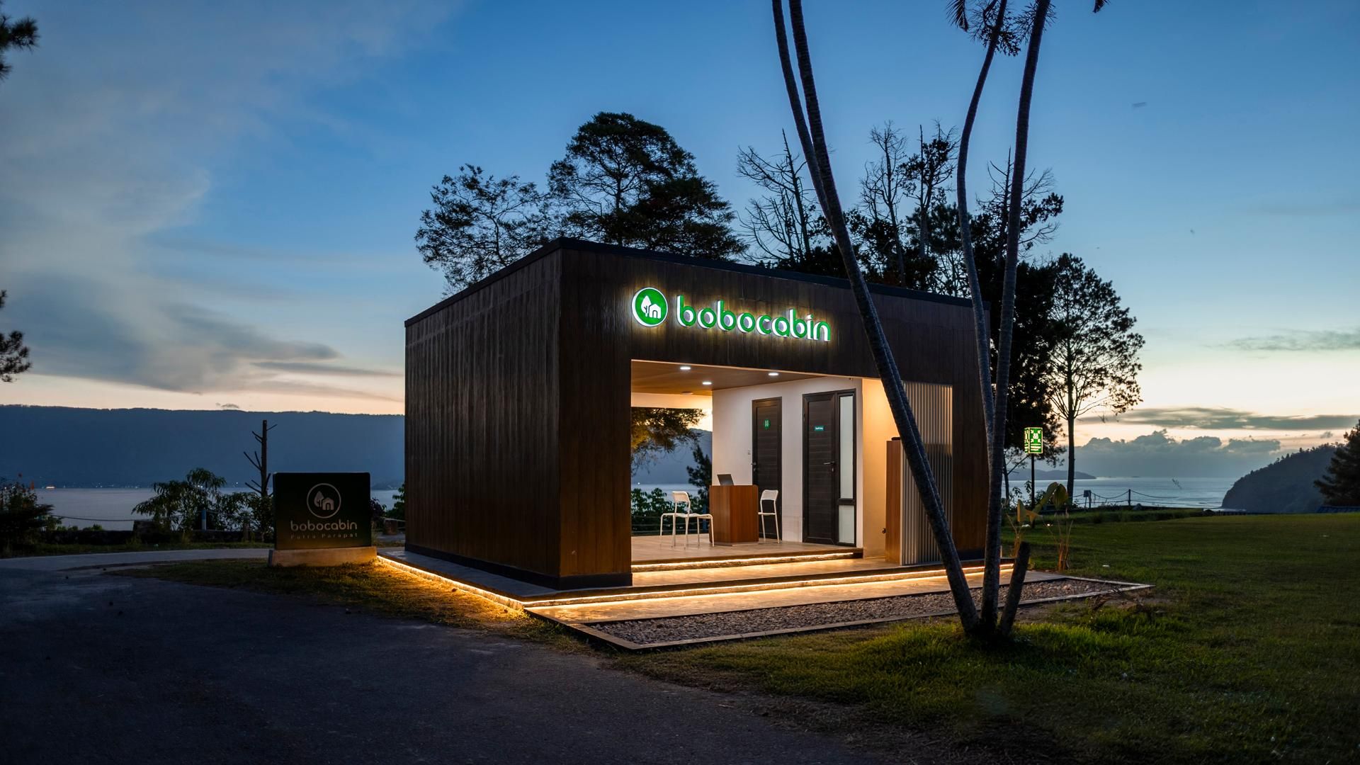 Bobocabin Patra Parapat, Toba