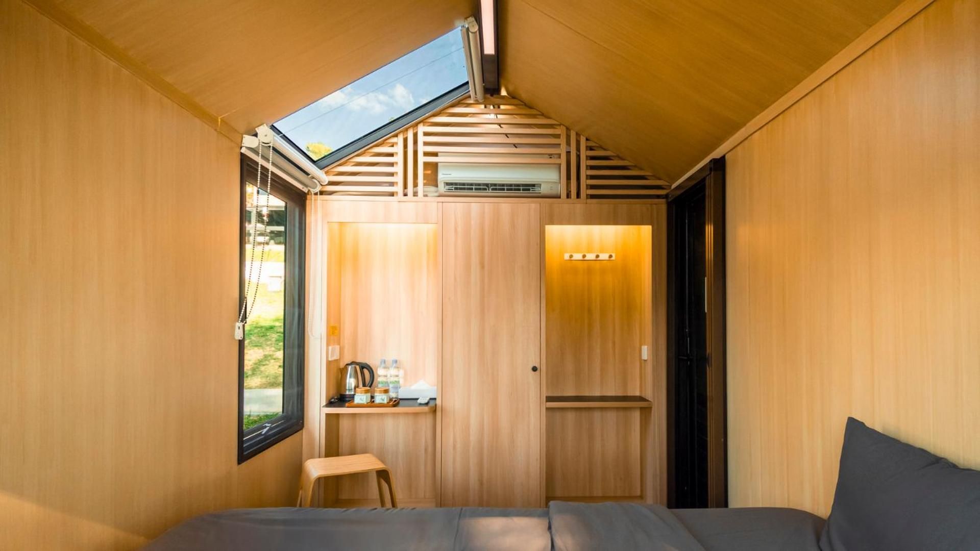 Bobocabin Patra Parapat, Toba Deluxe Cabin 2