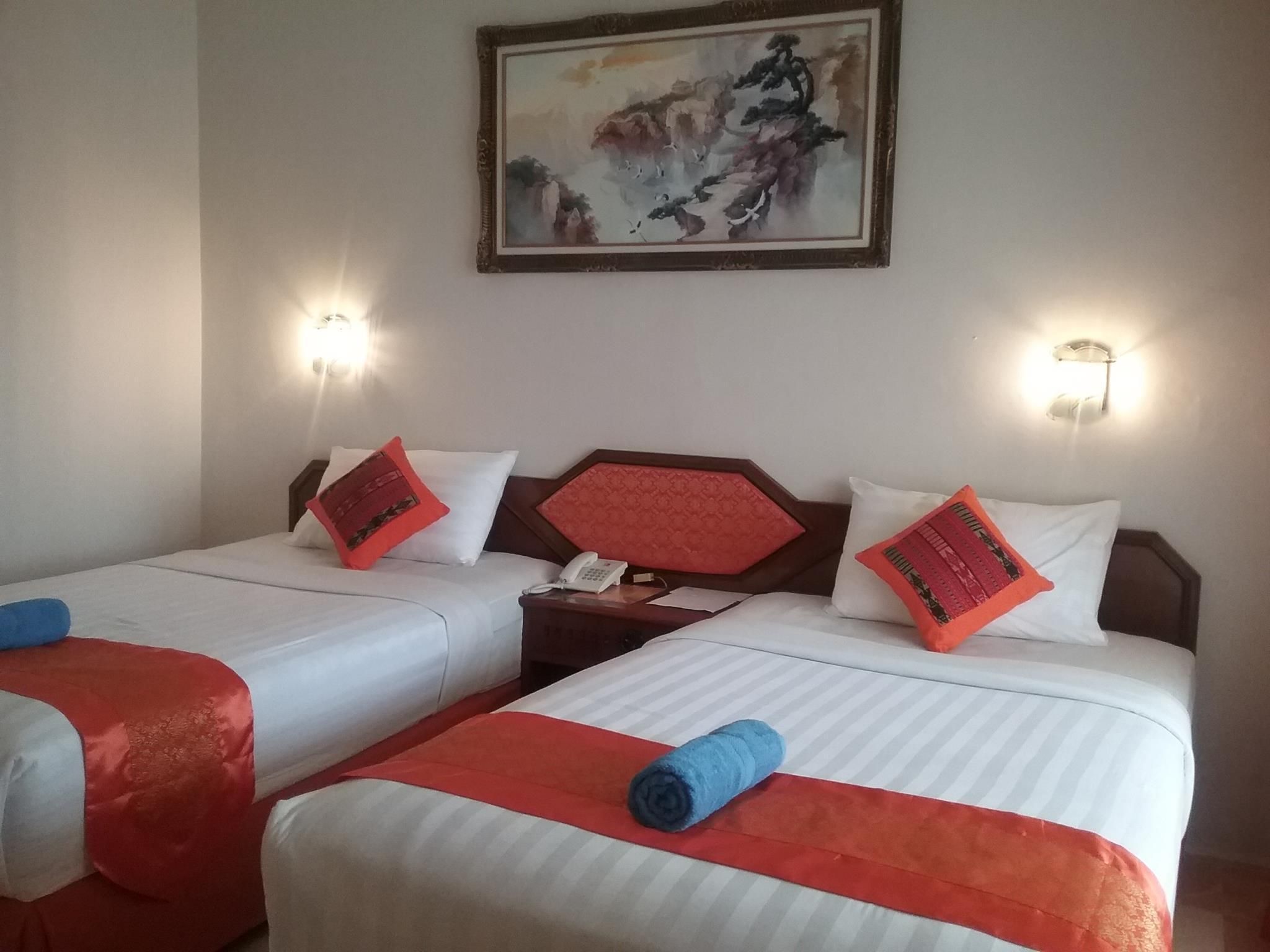 Parapat View Hotel Superior Garden View Room