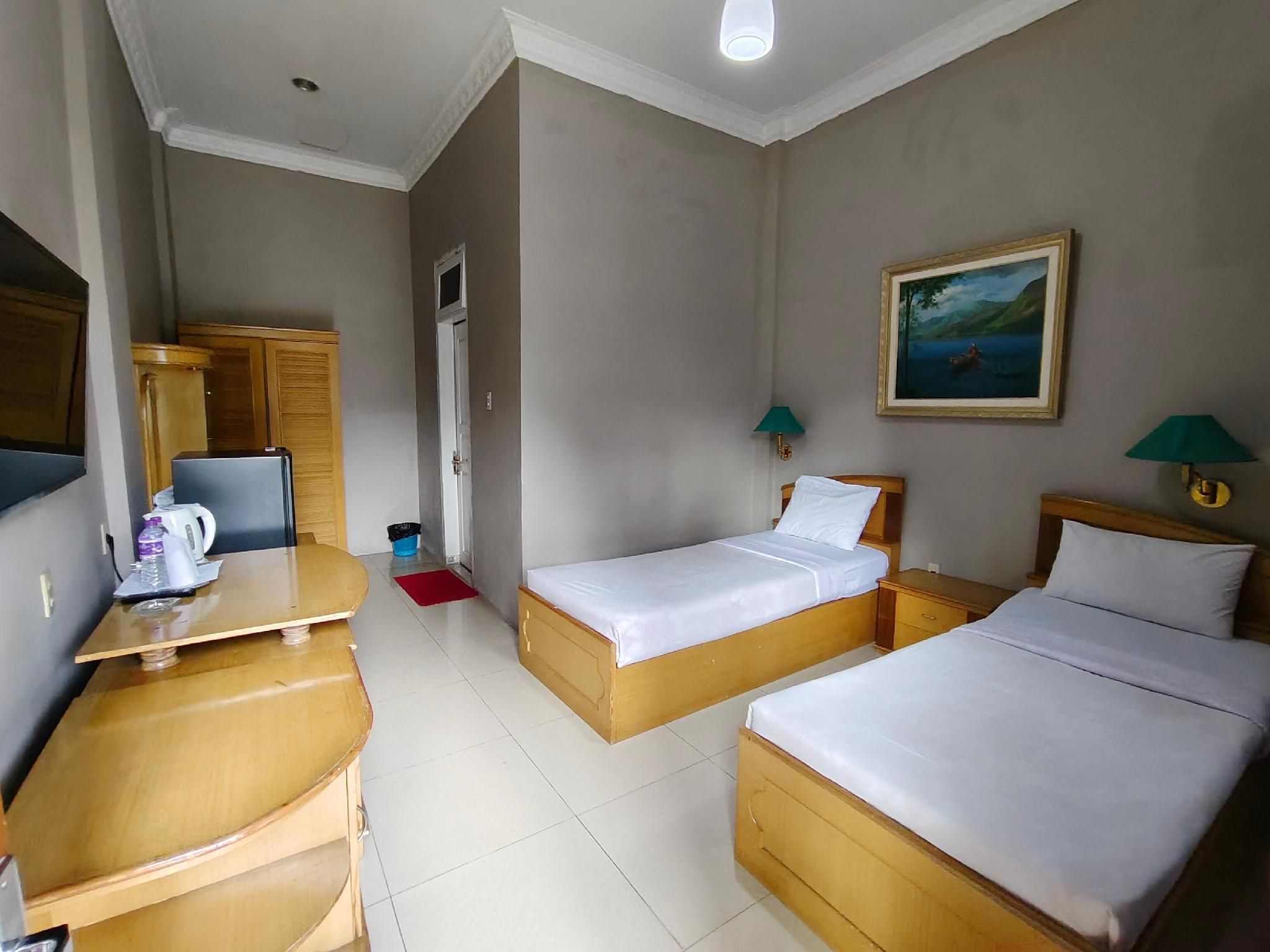 Sapadia Hotel Parapat Superior Room