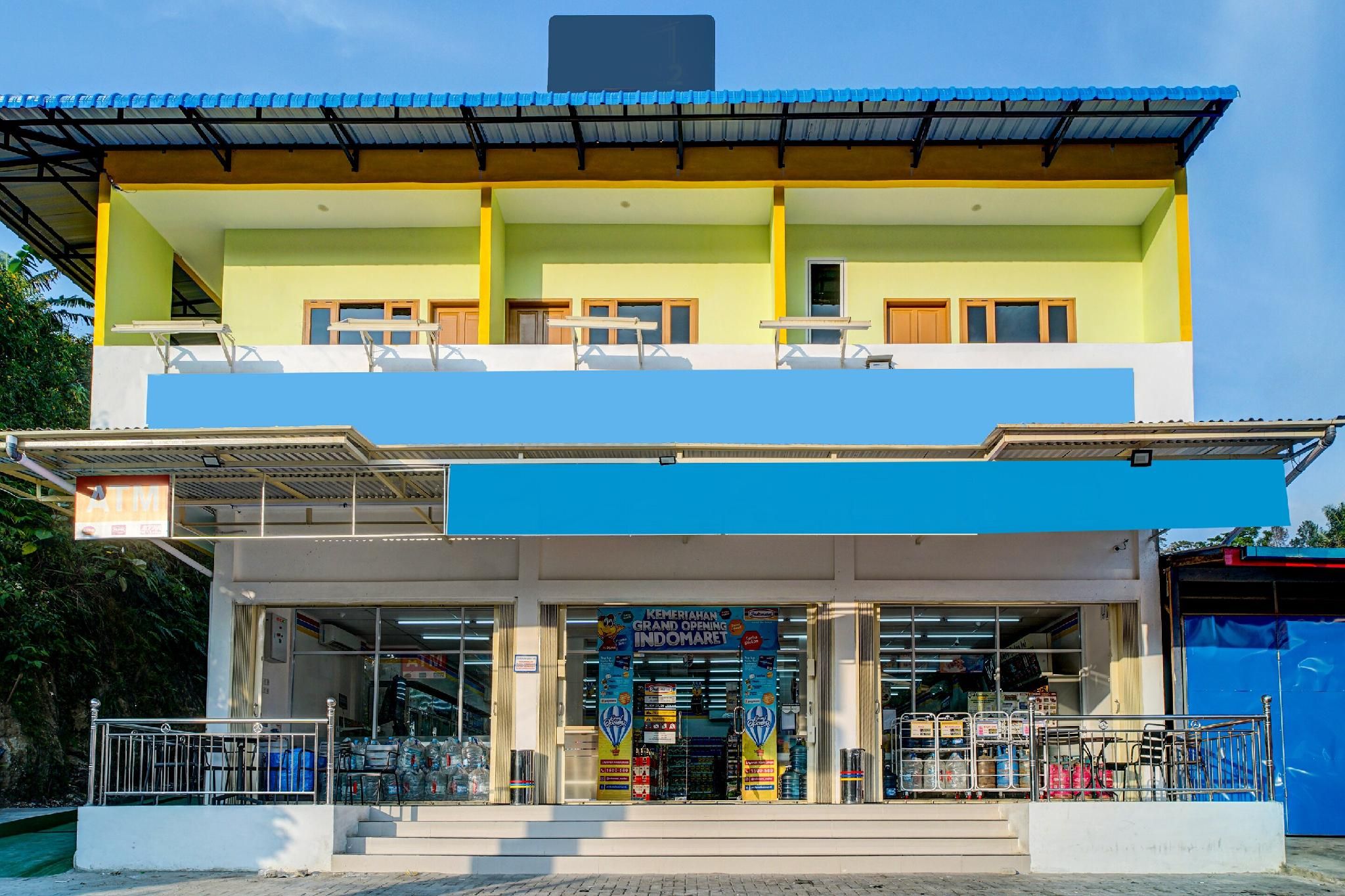 Hotel O Parapat Near Dermaga Ajibata Formerly Pudan Residence 2