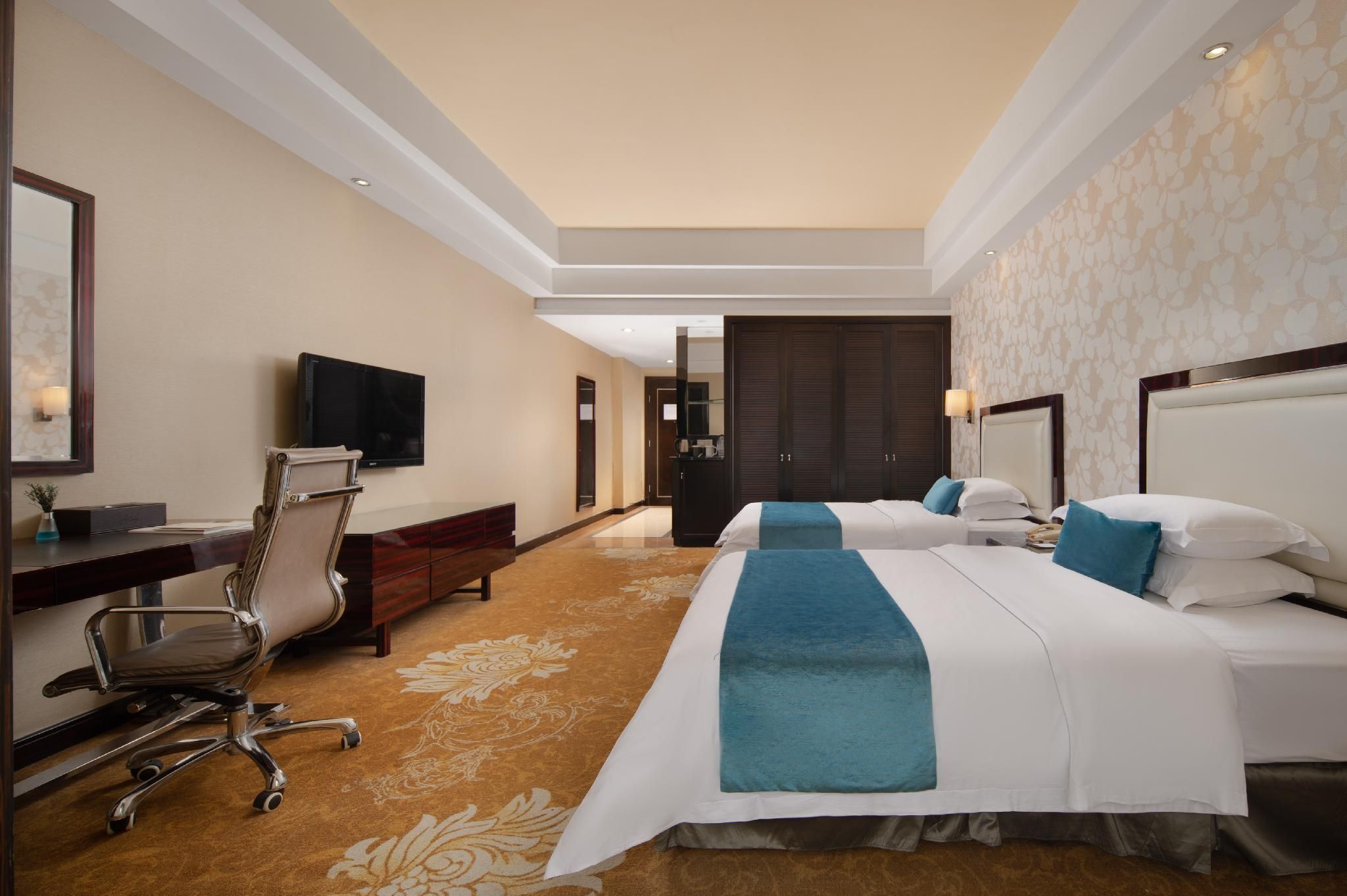 Elegance Twin Room