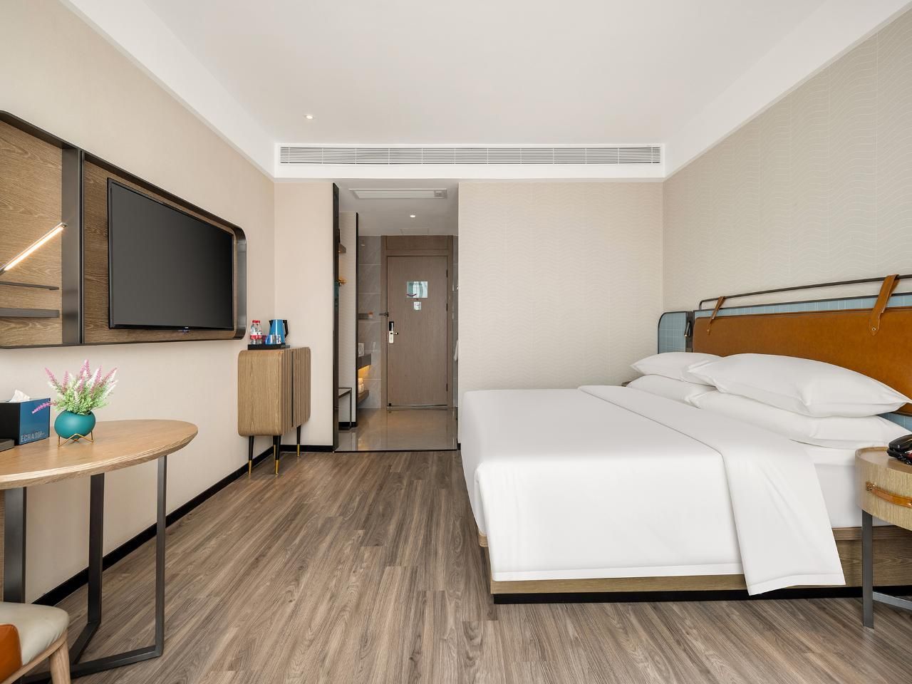 Comfort King Room