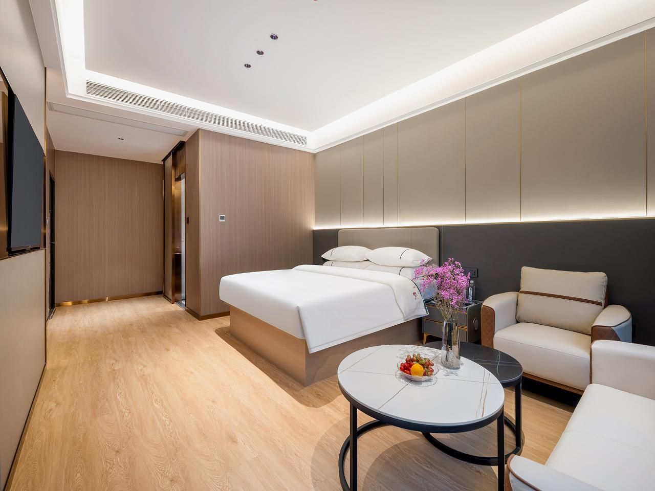 Dossen - Bed Room With City View