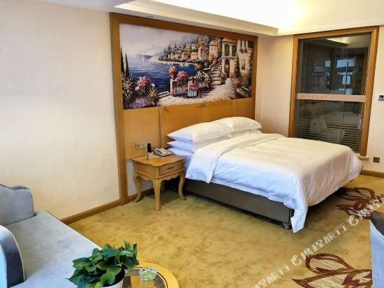 Vienna - Deluxe Room
