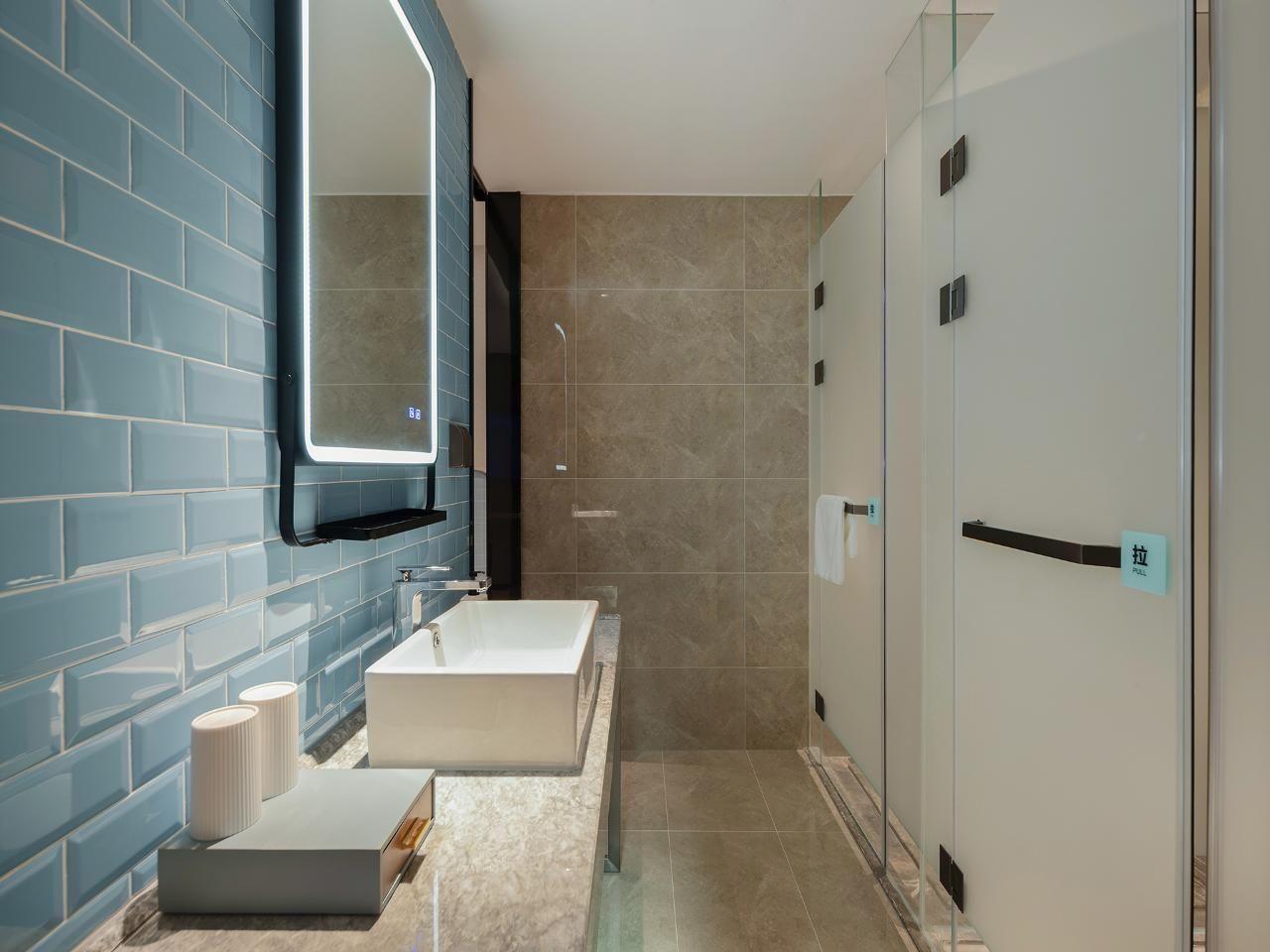 Superior Twin Room with City View