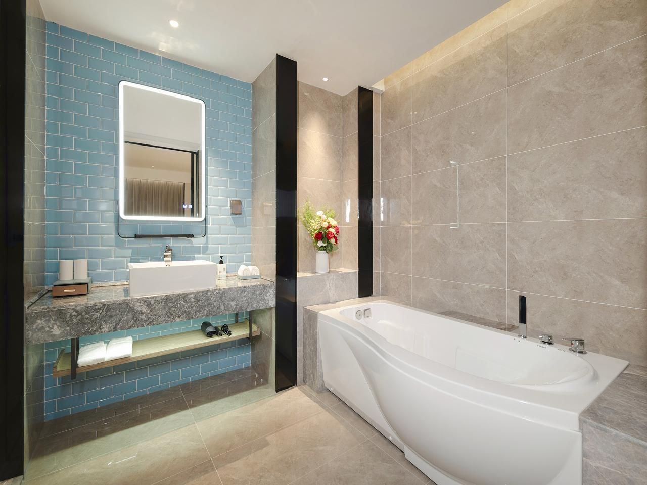 Dossen - Executive Suite