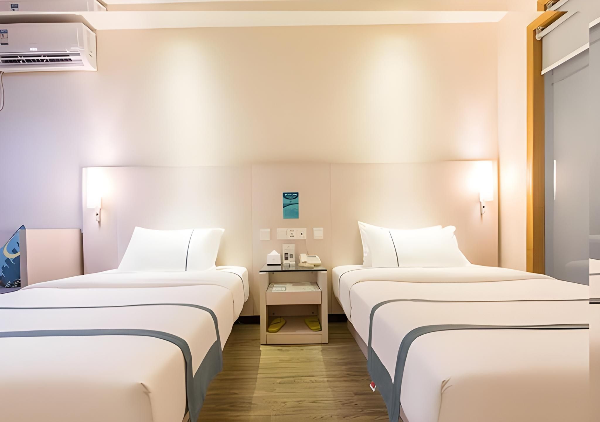 Dossen - Business Twin Room