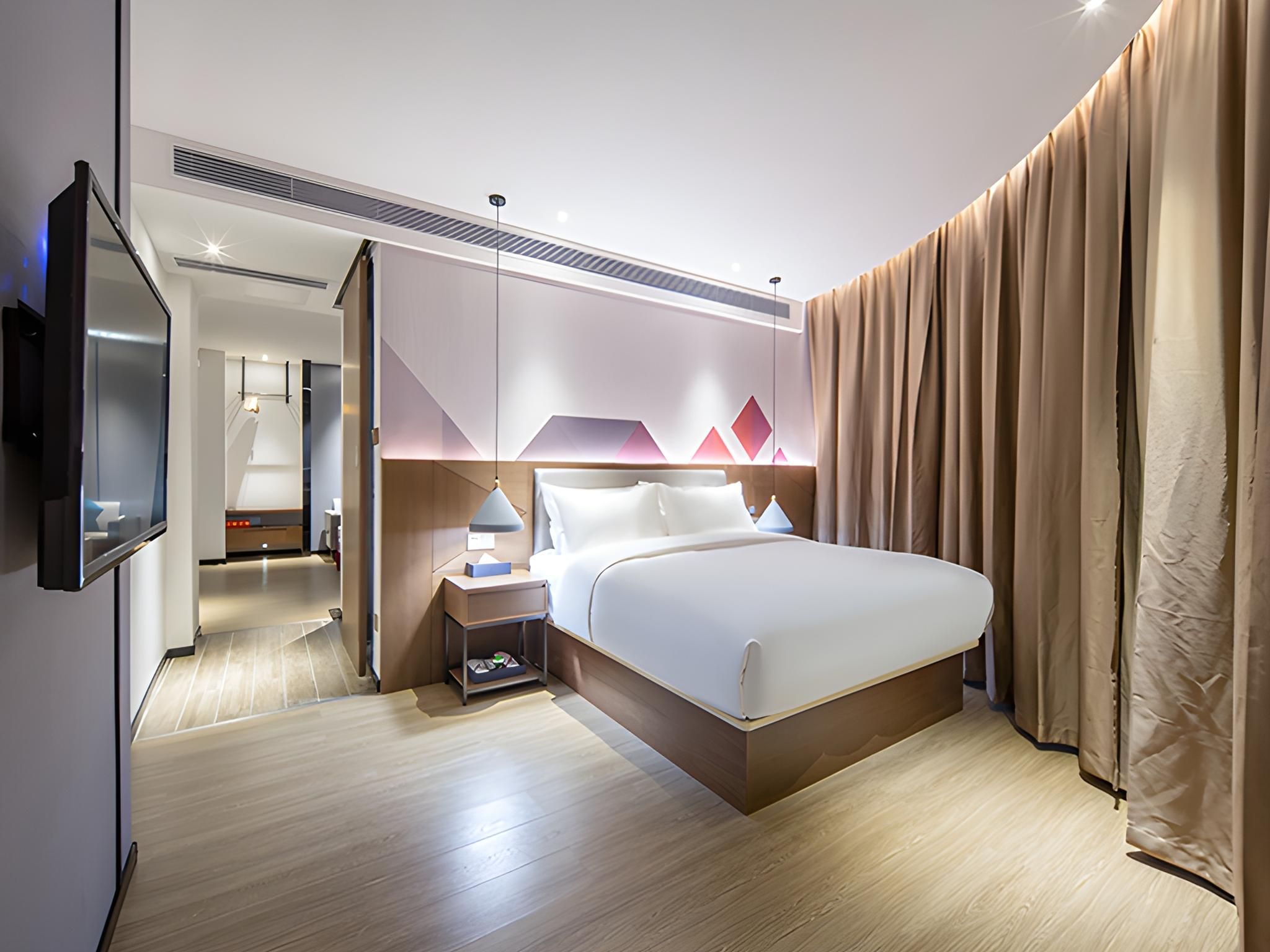 Dossen - Executive Suite