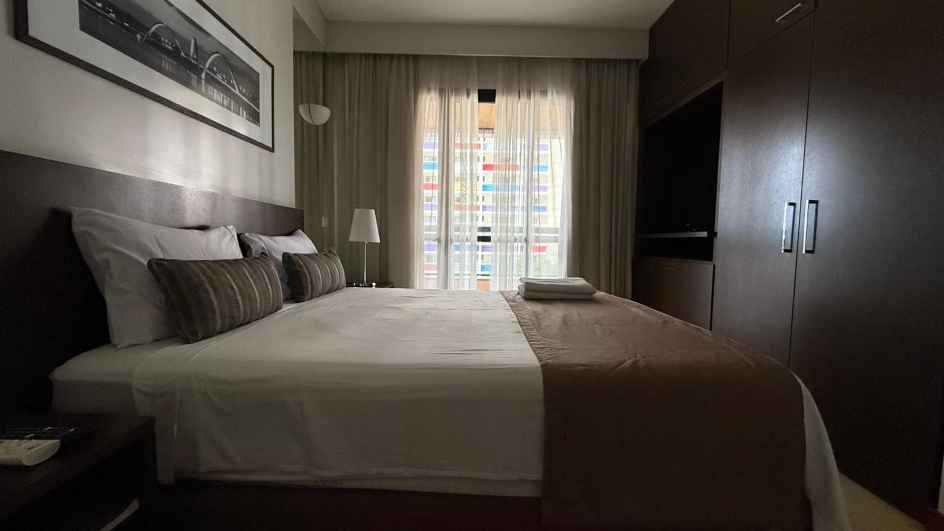 One-Bedroom Deluxe Apartment