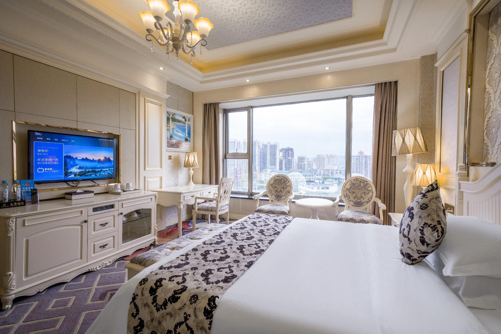 Business King Room