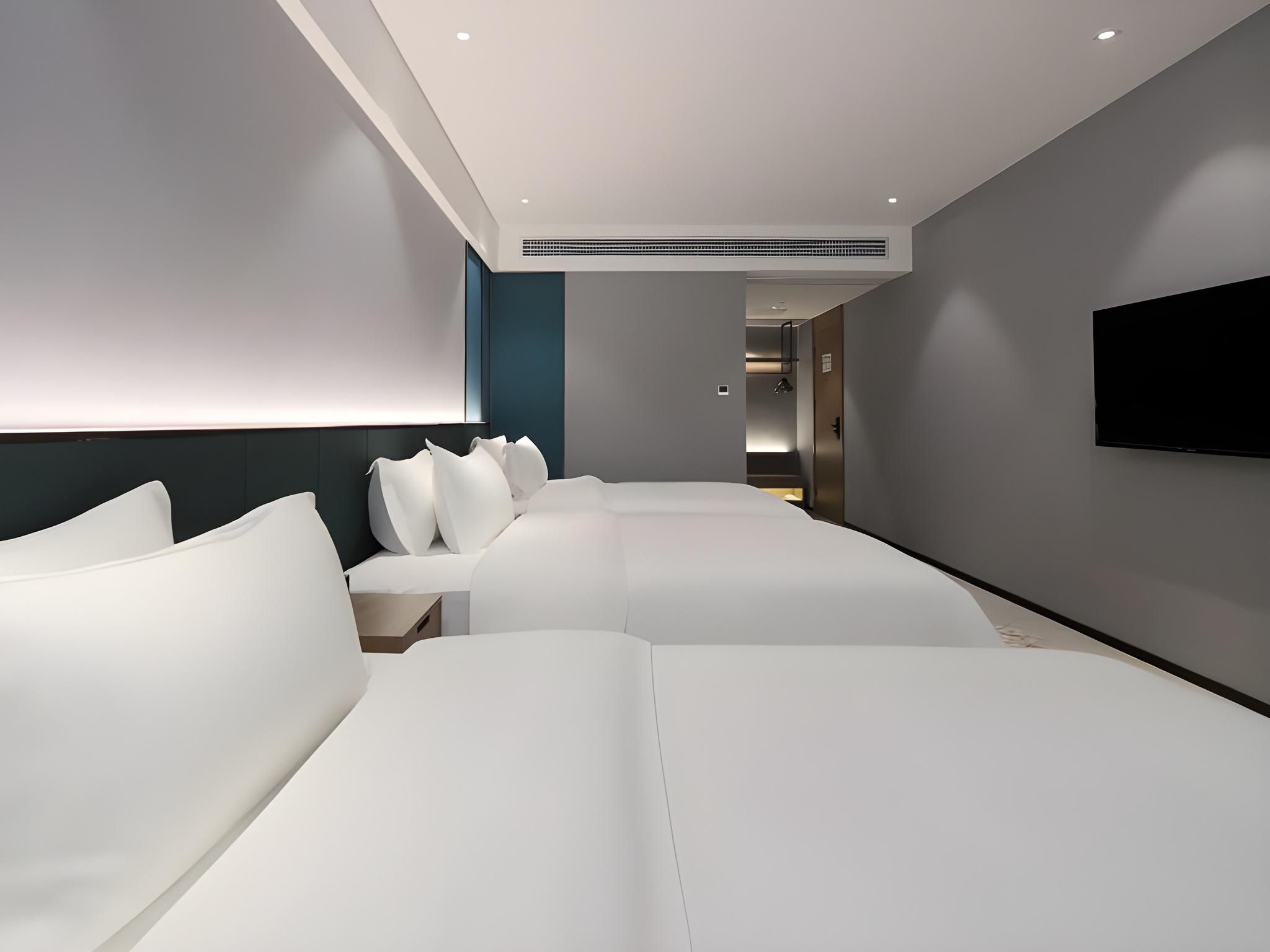 GTI - Superior Business Triple Room