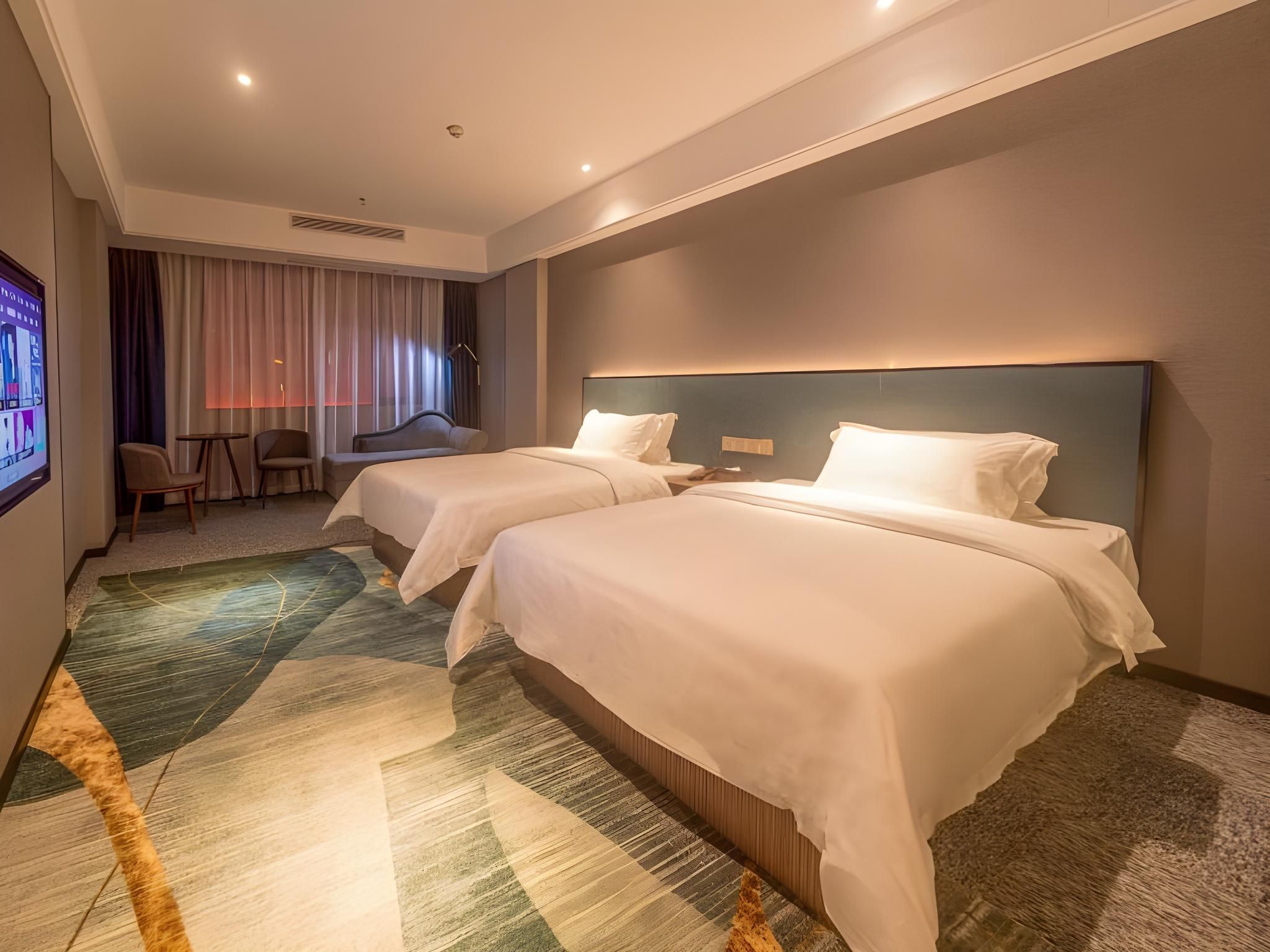 Twin Deluxe Room
