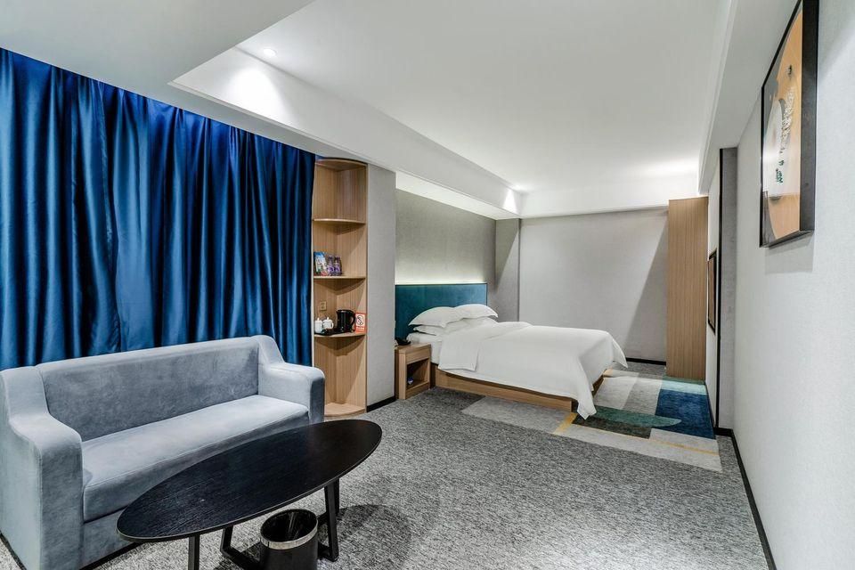 GTI - Deluxe Intelligent Video Room