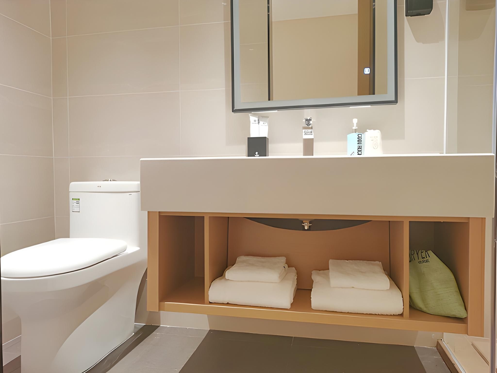 Dossen - Standard Bed Room