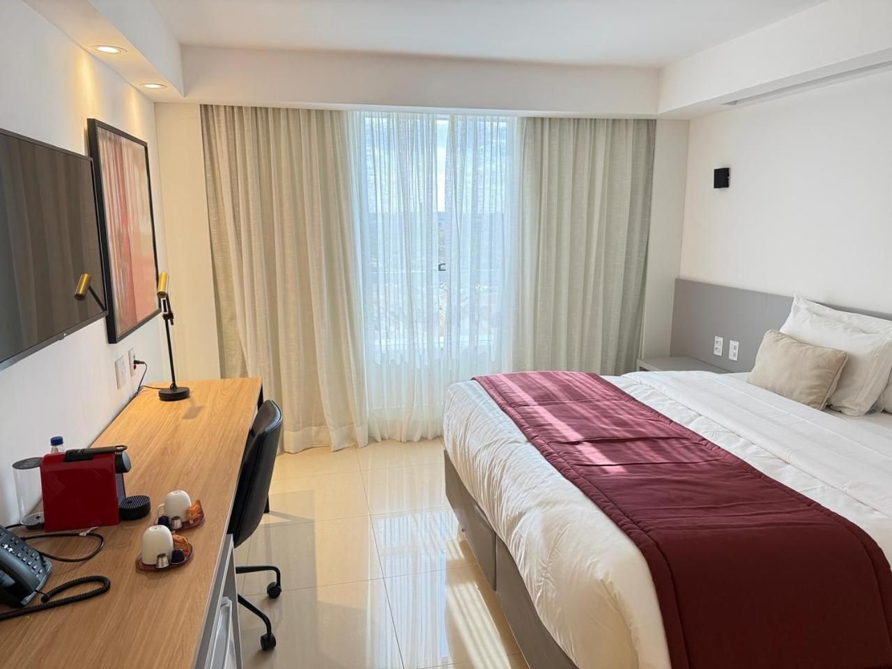Deluxe Queen Room