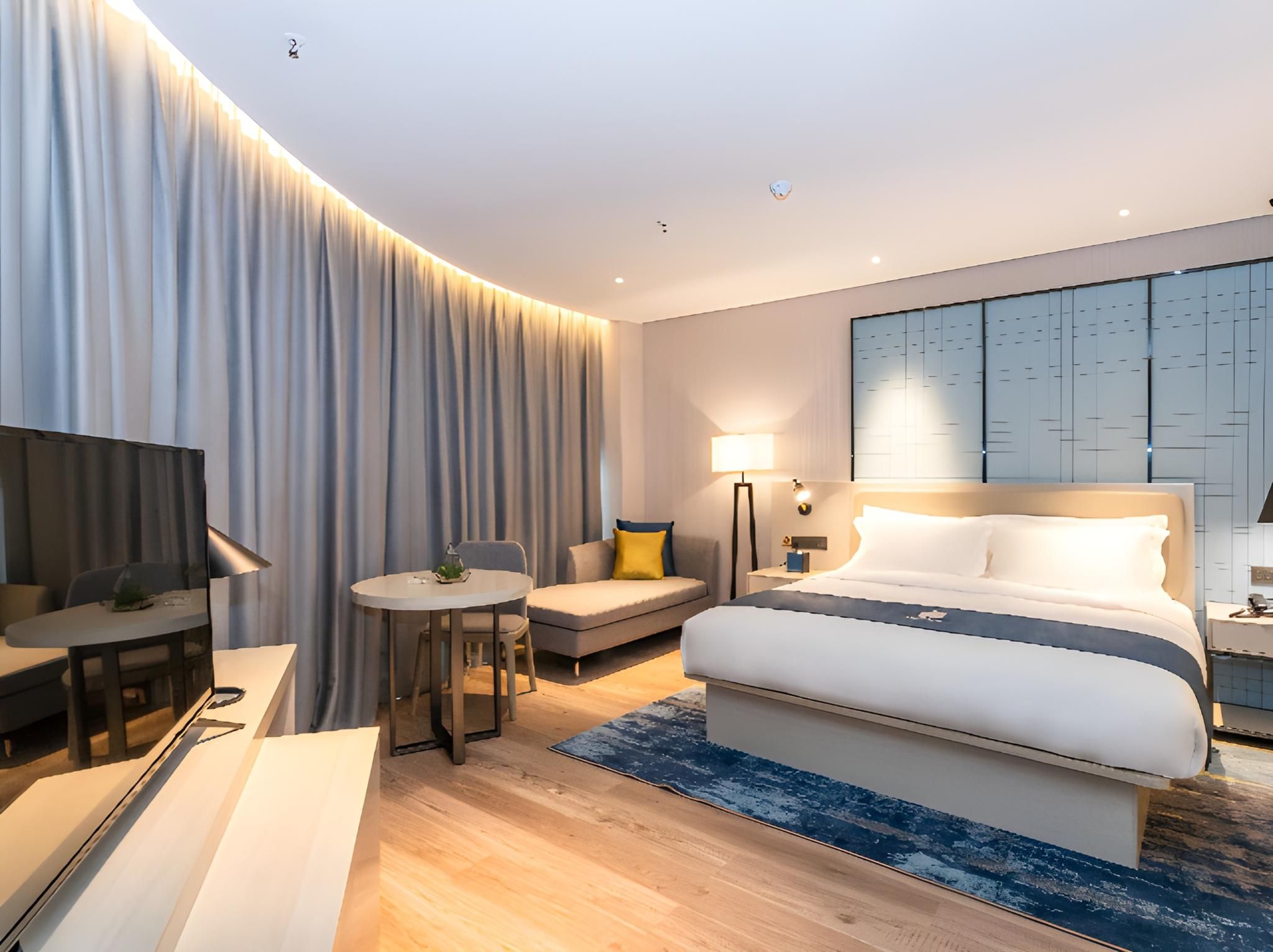 Dossen - Bed Room With City View