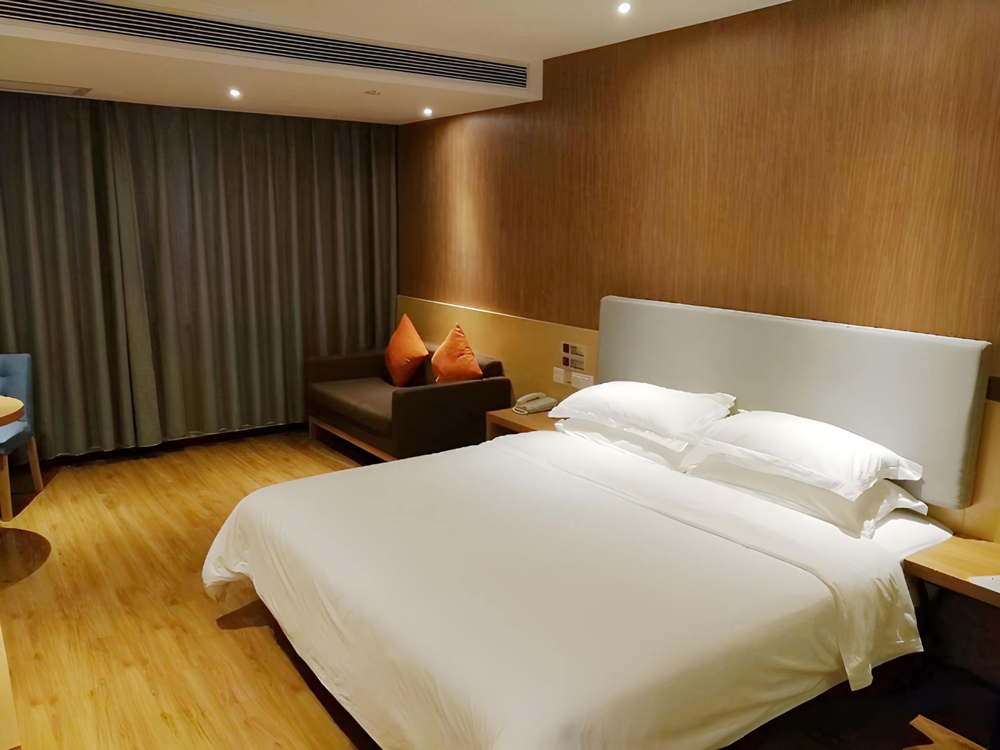 Dossen - Deluxe Bed Room