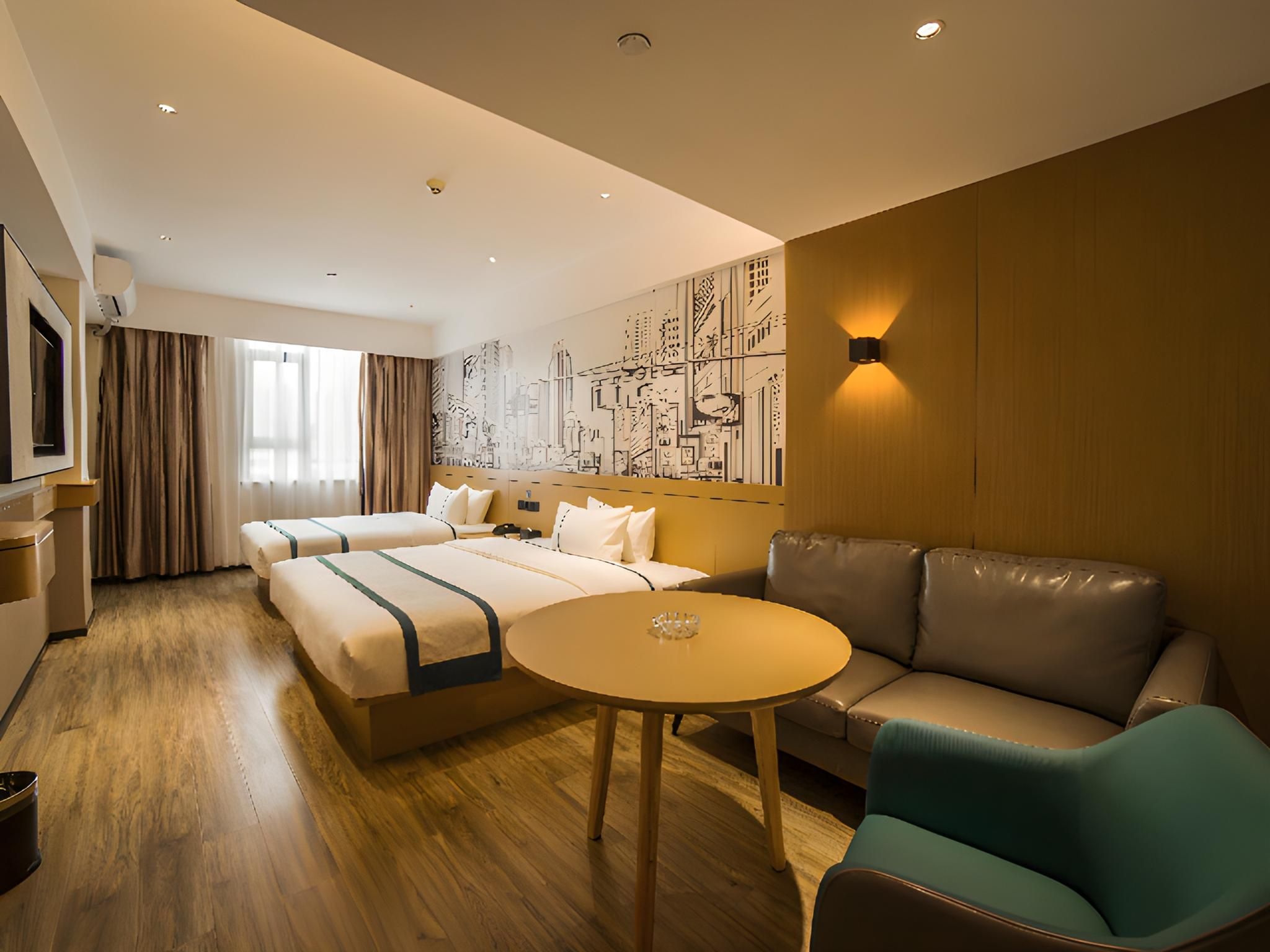 Dossen - Family Room